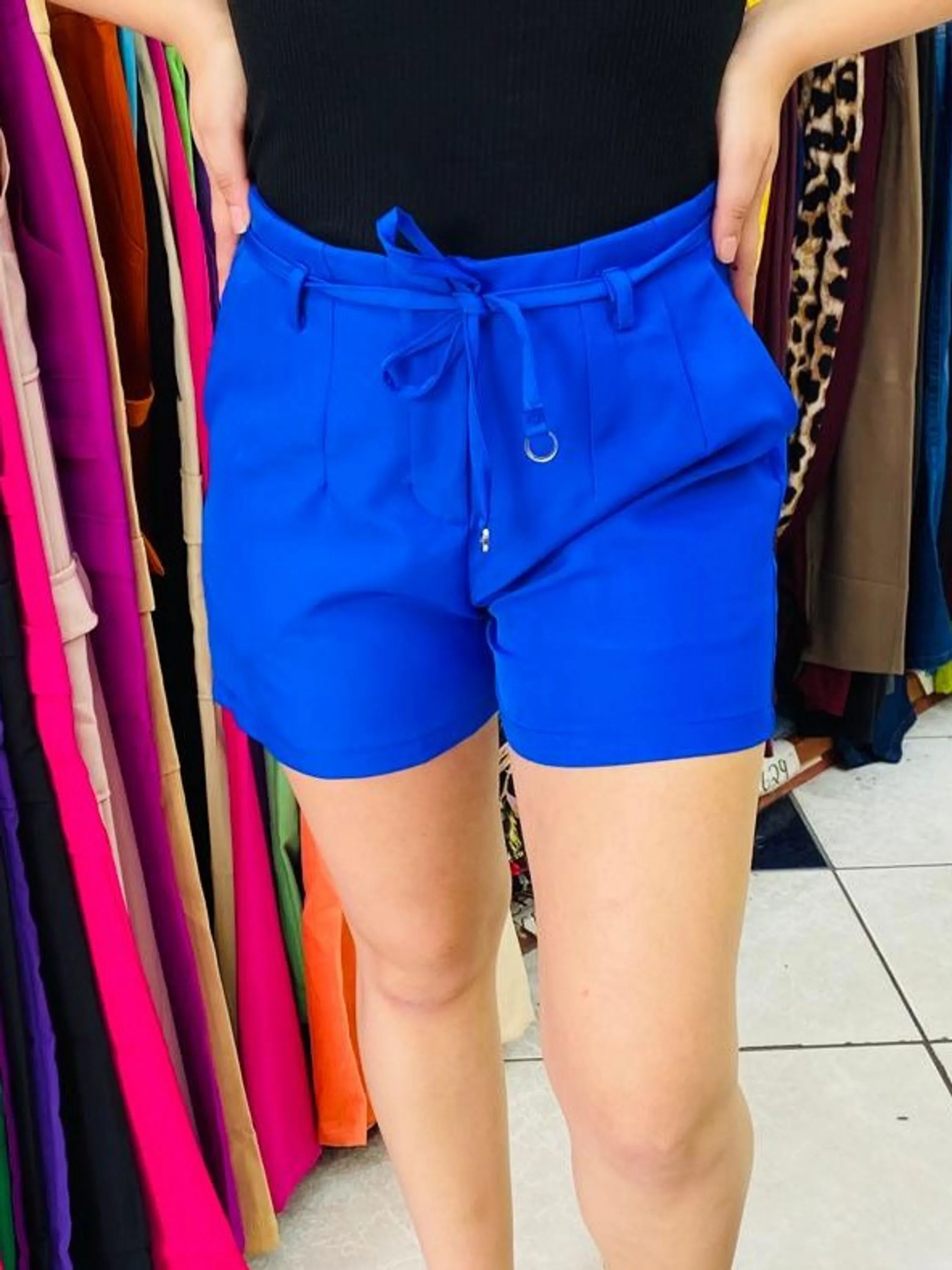 Shorts Zara alfaiataria com cinto detalhe argola