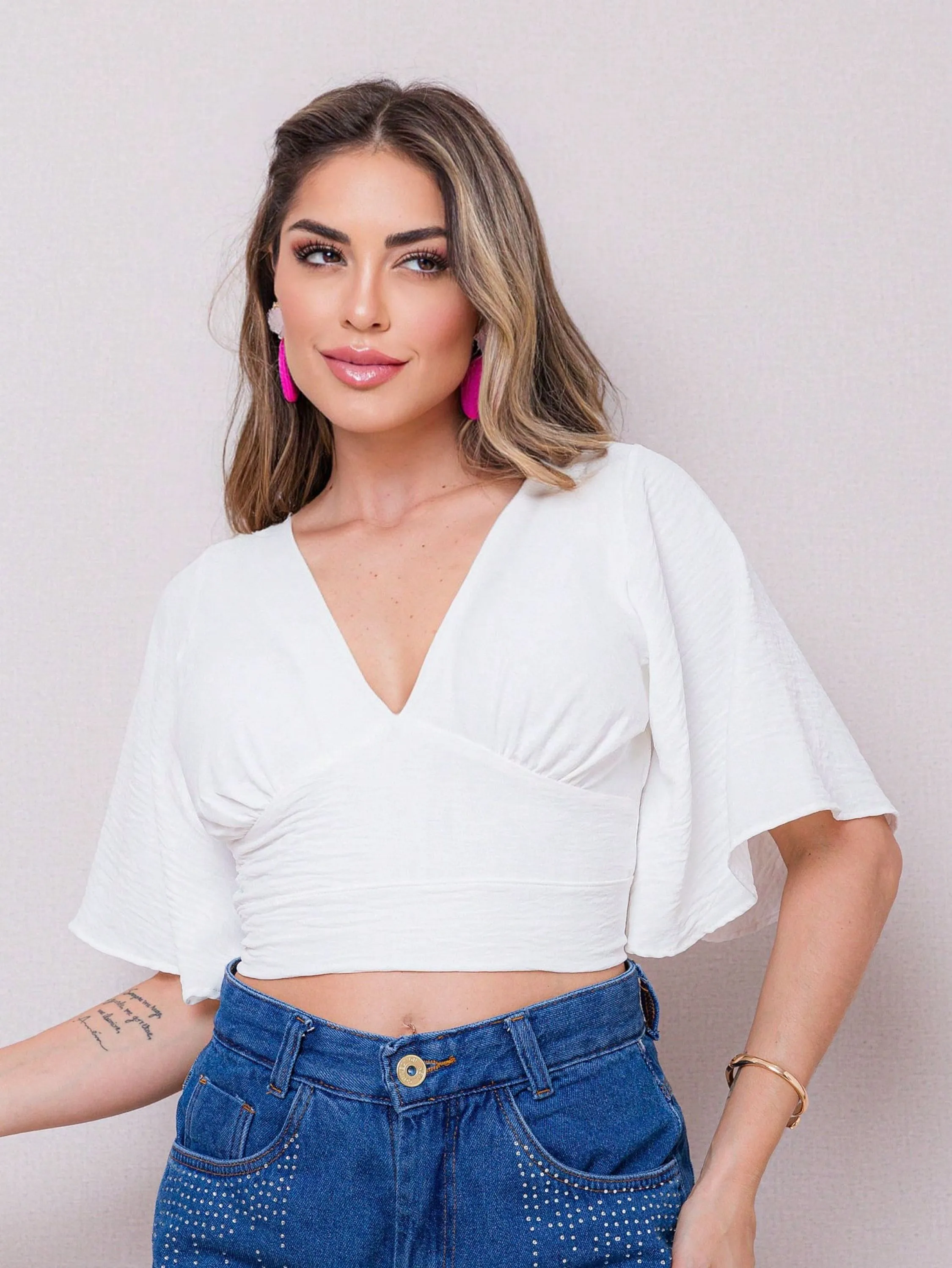  Cropped Feminino Transpassada Casual em Duna amarrar atrás com bojo J21