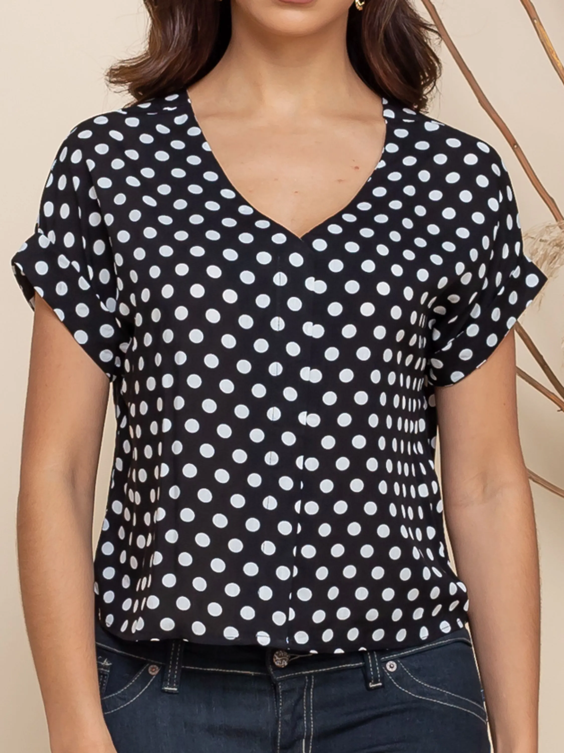 camiseta Feminina de Poa com balinhas Simples Elegante W9499