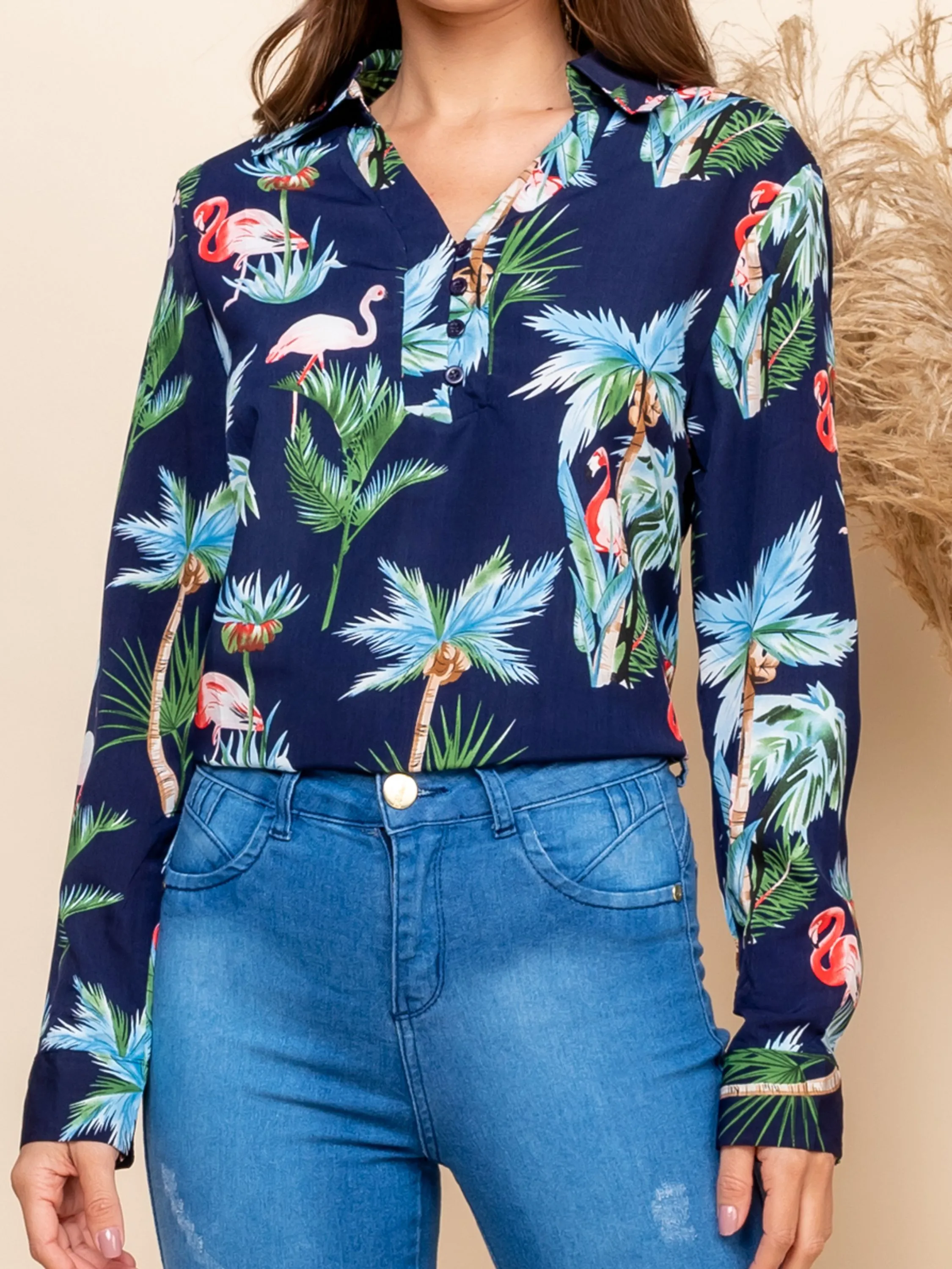 Blusa Camisa Manga Longa com Estampas de Flamingos com Botões na Frente W8666