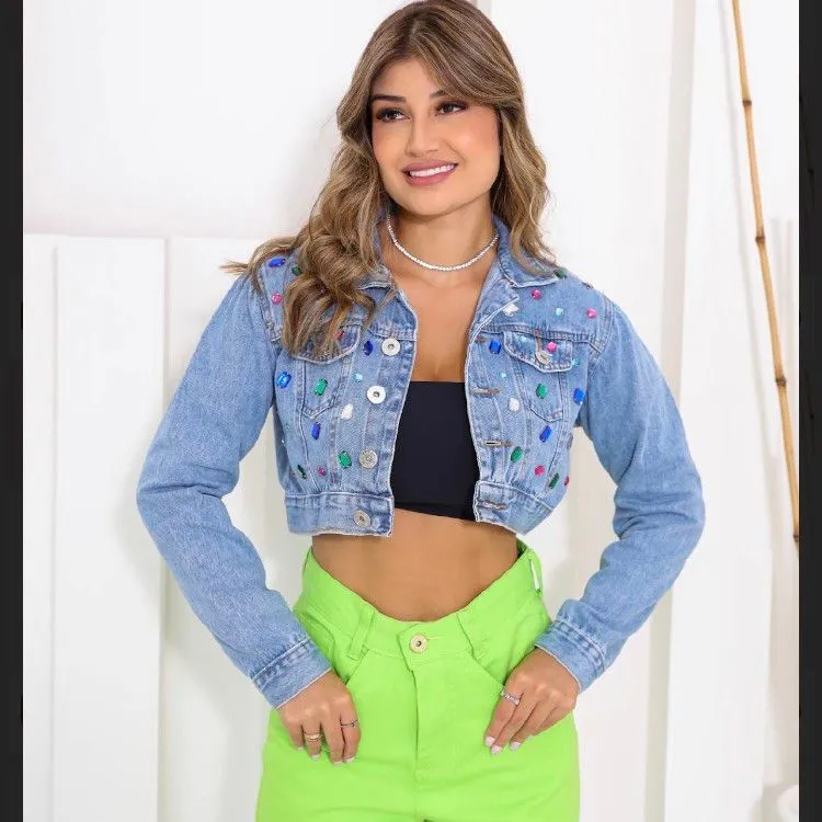 Jaqueta jeans cropped pedraria