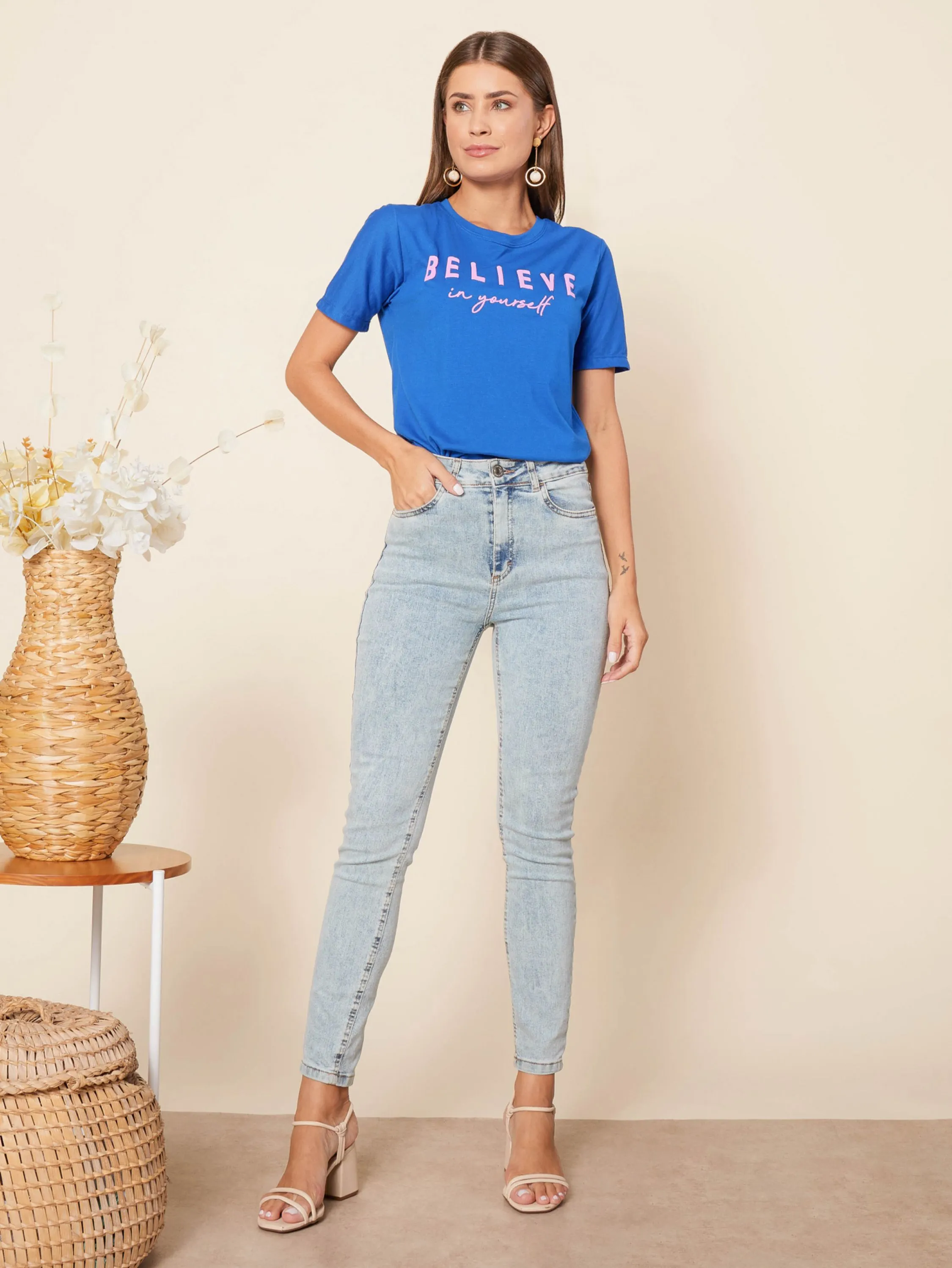 Blusa T-shirt Camiseta 100% Algodão estampa believe in yourself