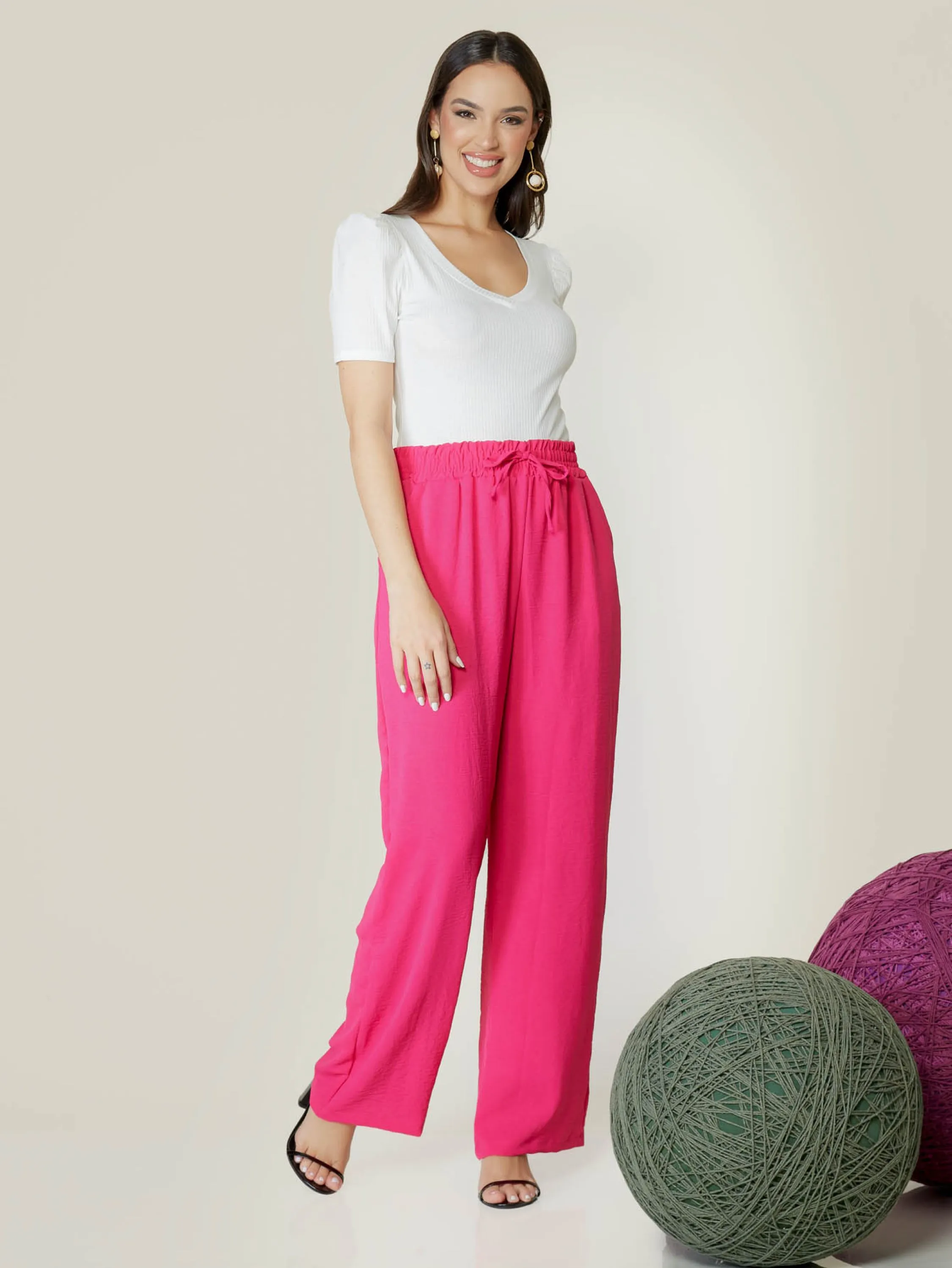 Calça pantalona lisa feminina tecido crepe duna Luli Fashion