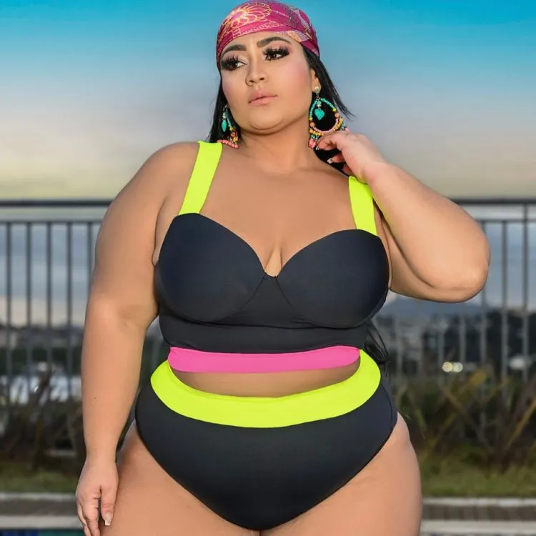 PLUS SIZE Biquíni preto e neon com bojo