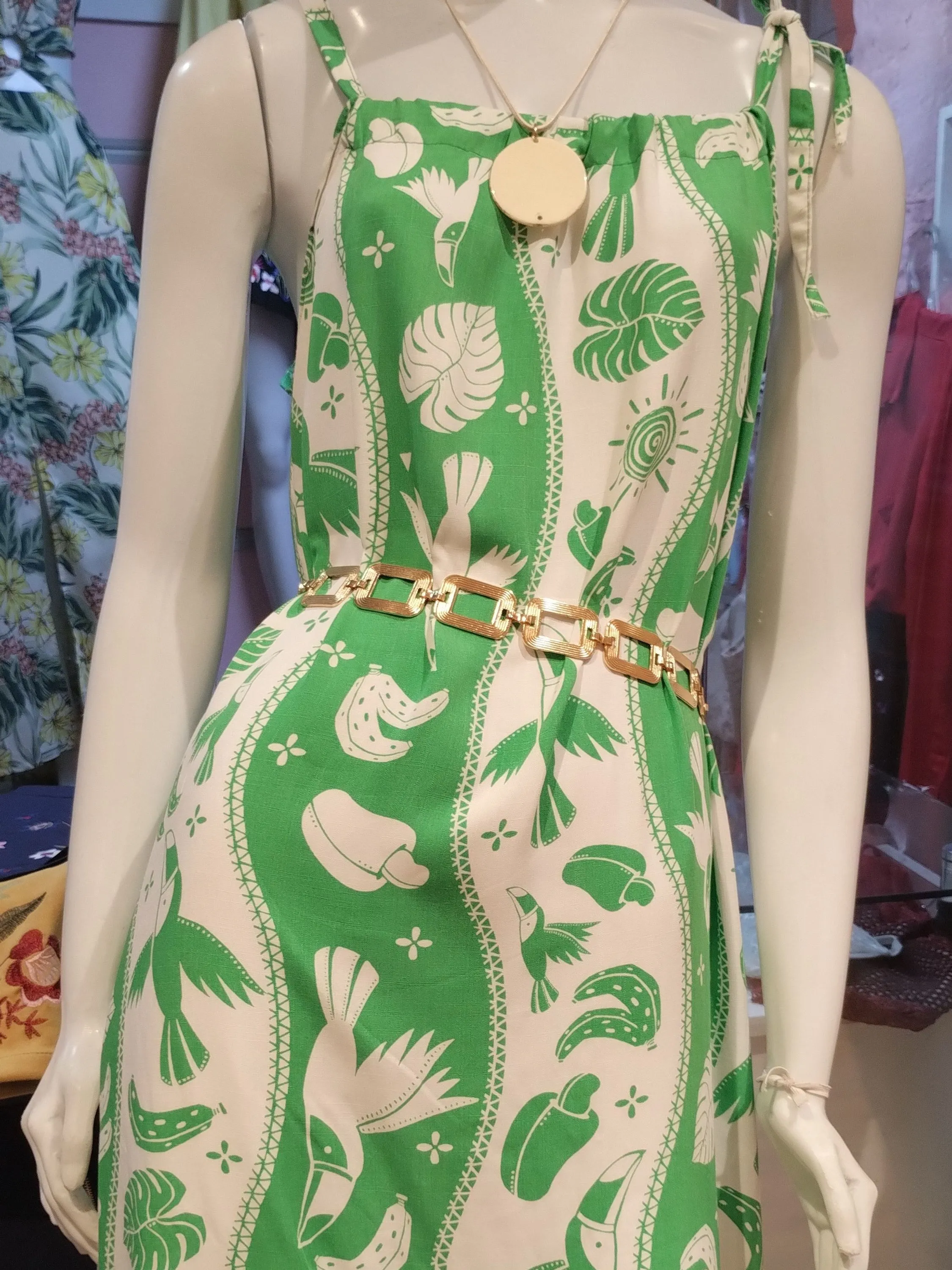 Vestido com amarração