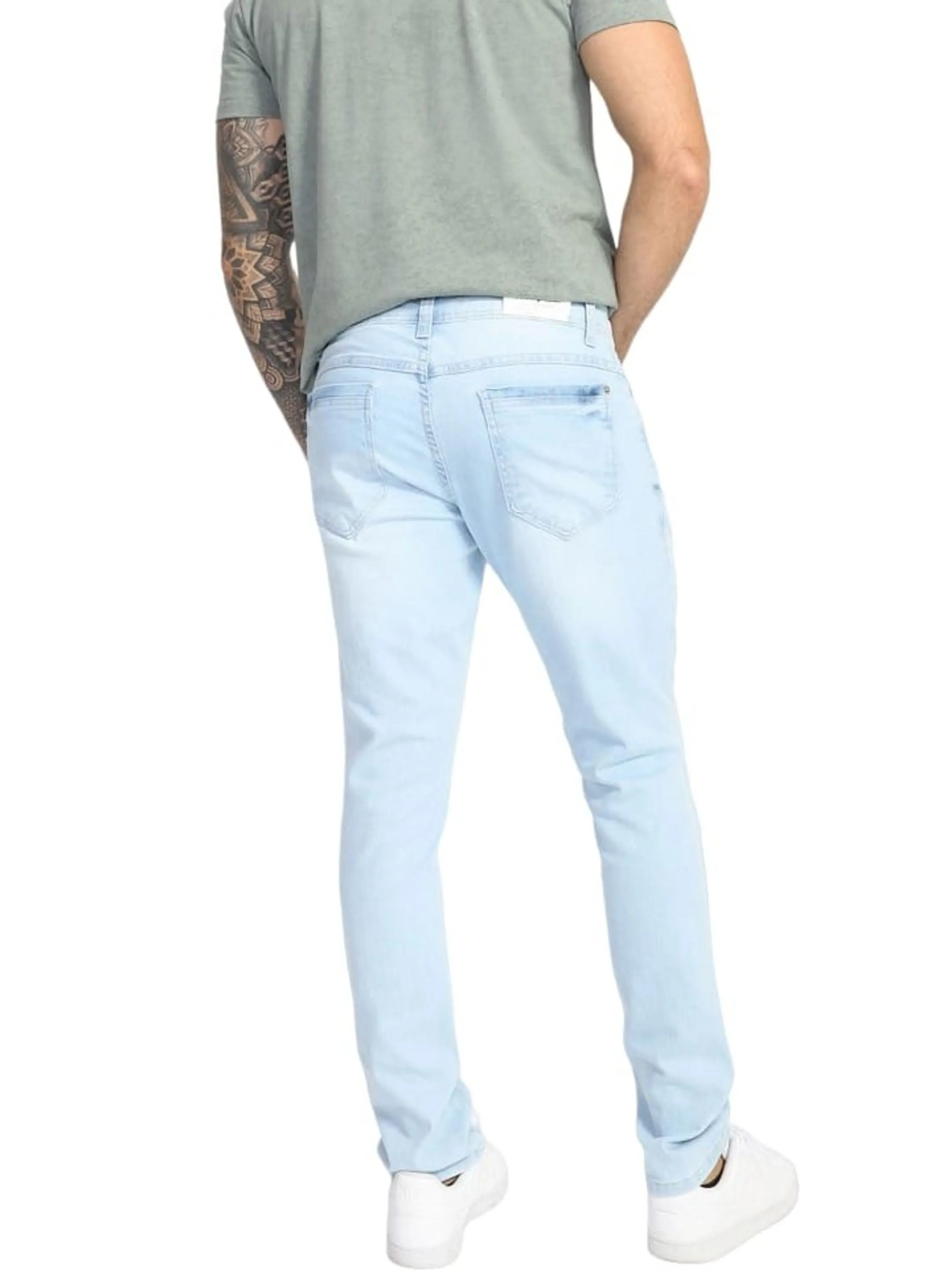 Calça Biotipo jeans masculina tonalidade clara destroyer