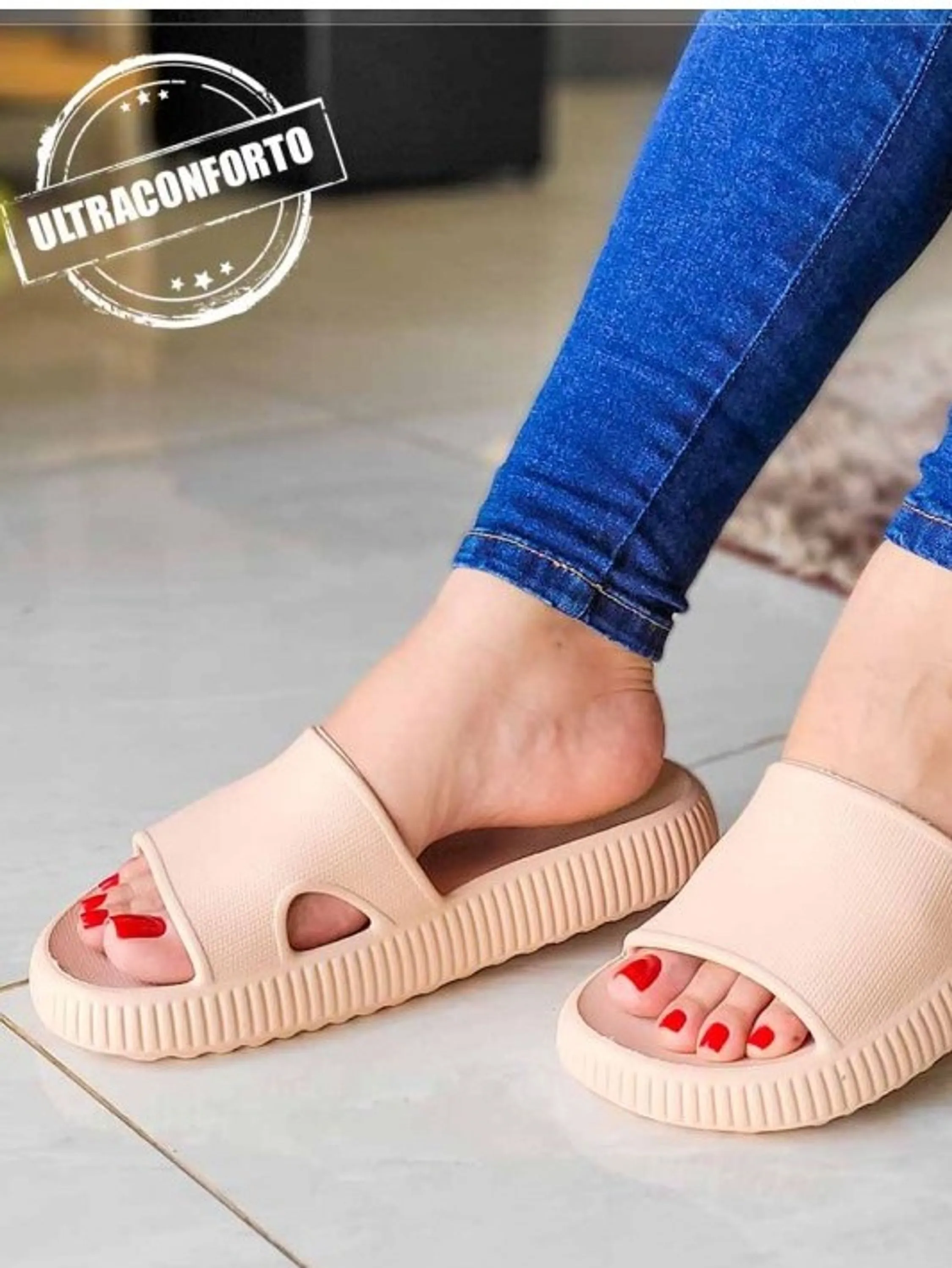 Chinelo nuvem bege