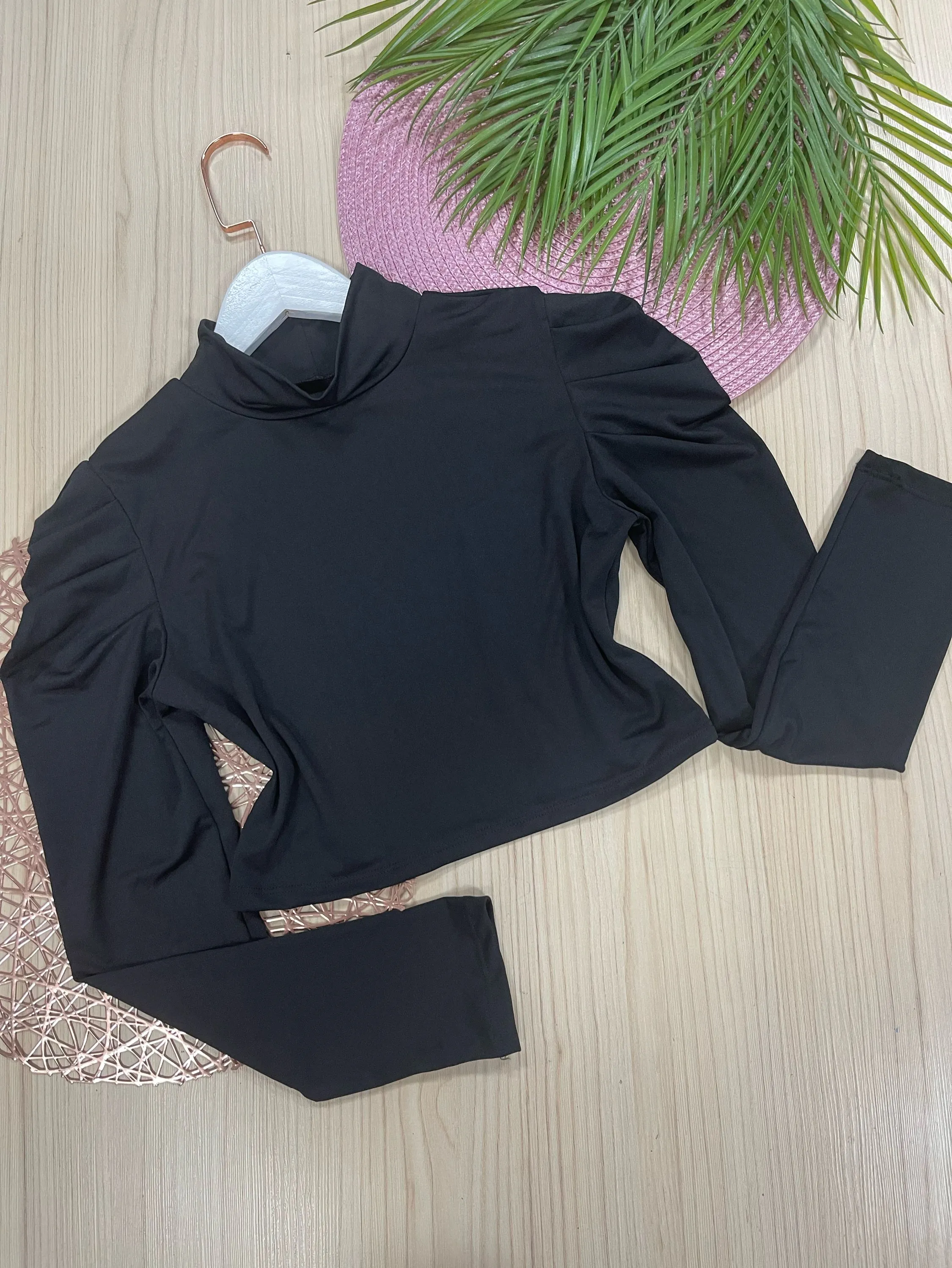 Blusa cropped tecido estica Maya modas