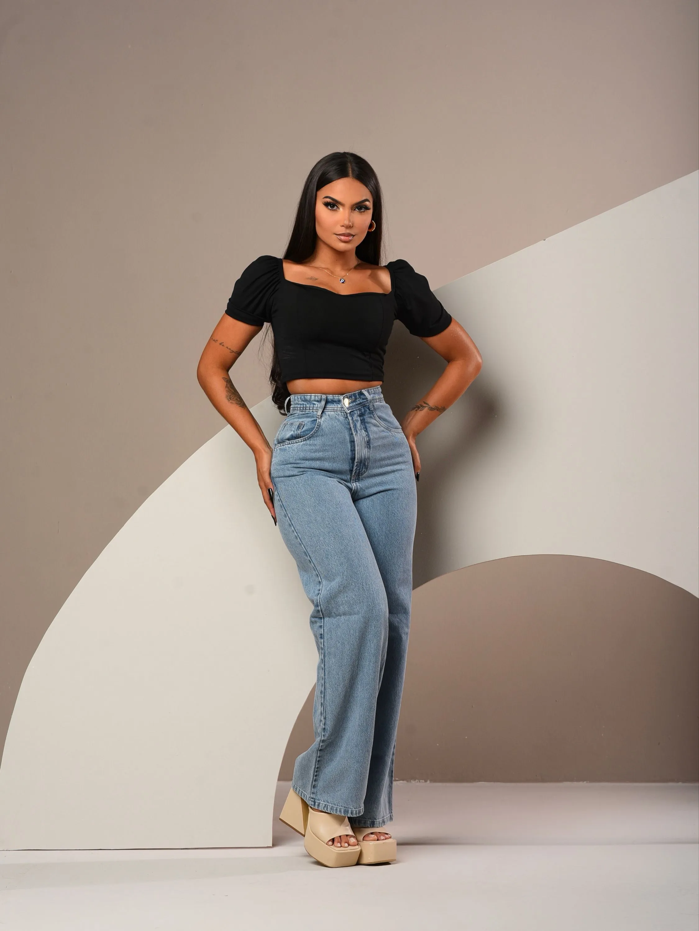 calça wide leg jeans