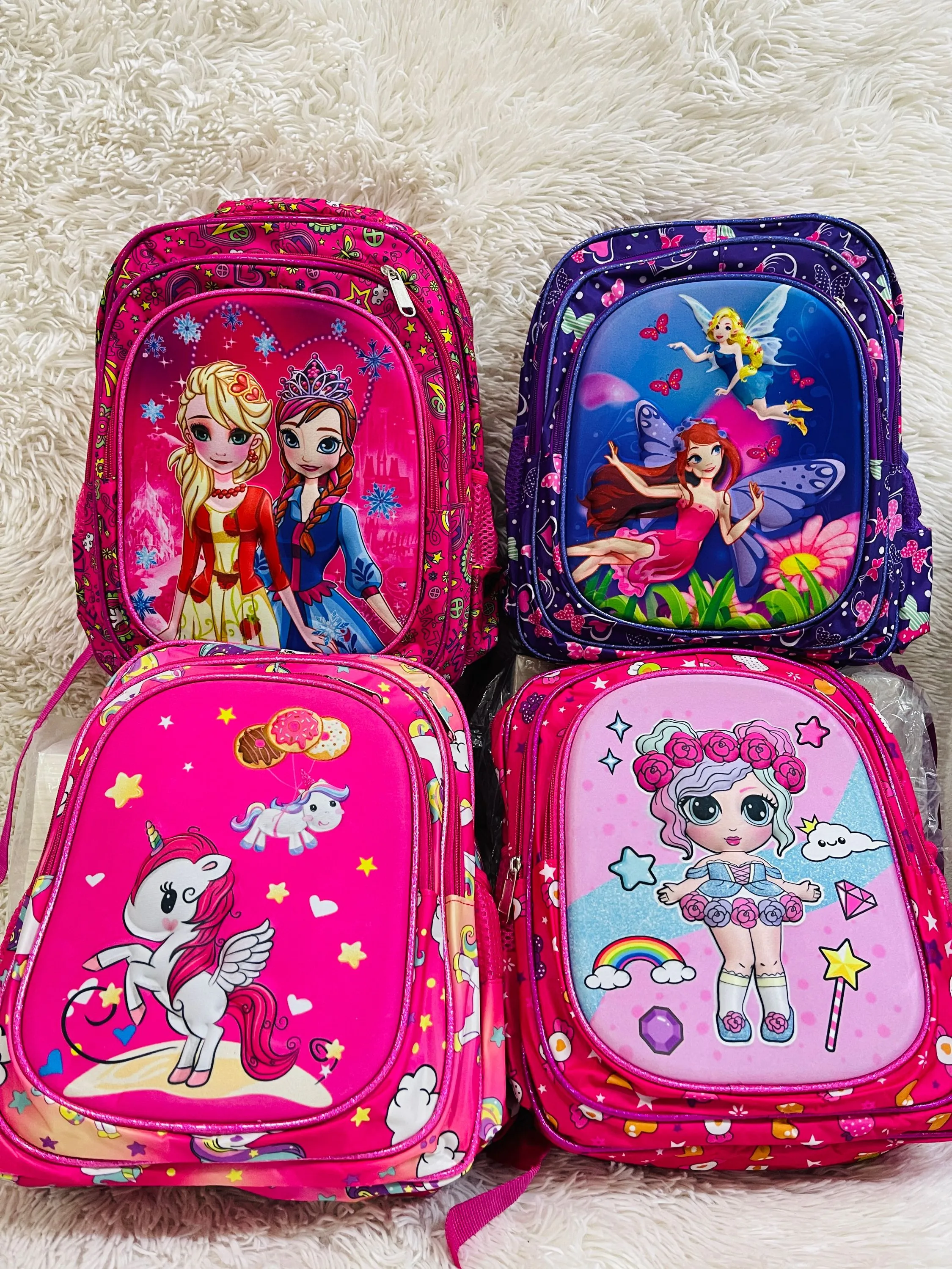 165 feminina -Mochila Infantil Impermeável De 14 Polegadas Bolsa Escolar 3D Menino Bonito Dos Desenhos Animados - Cor Aleatória