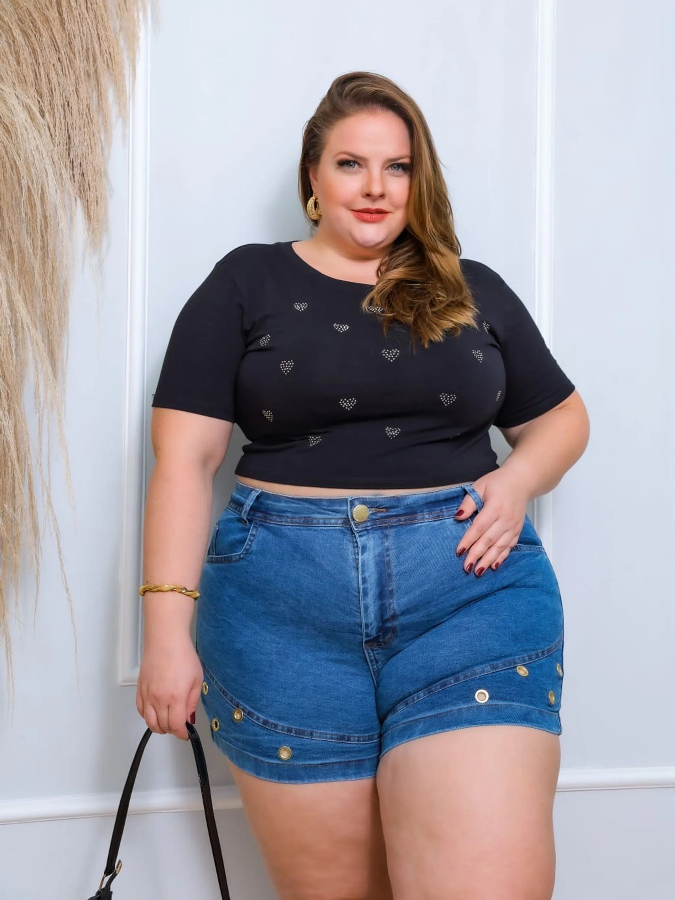 Short plus size com Argola