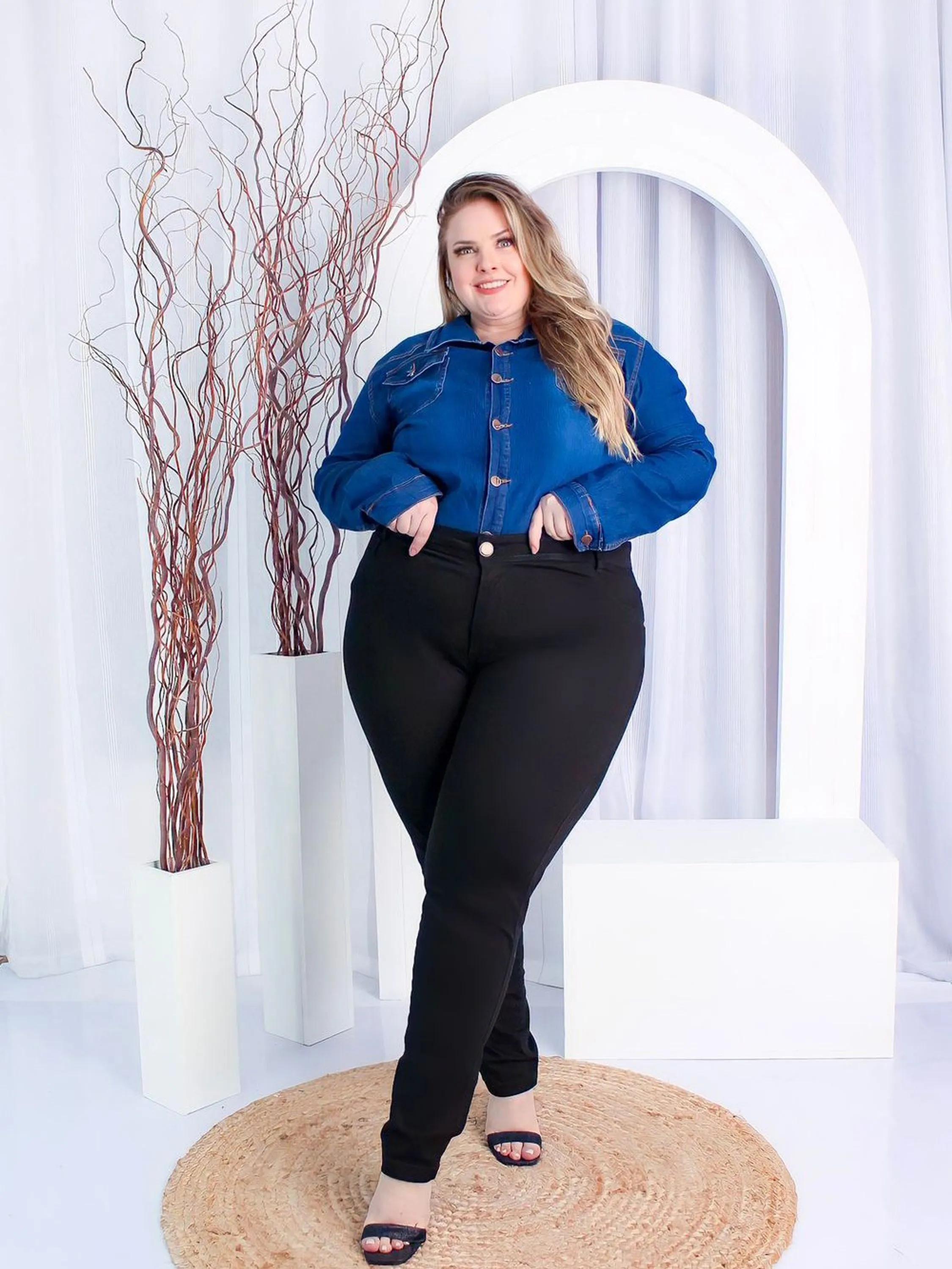 Calça Skiny Plus Size Preta  46 ao 54