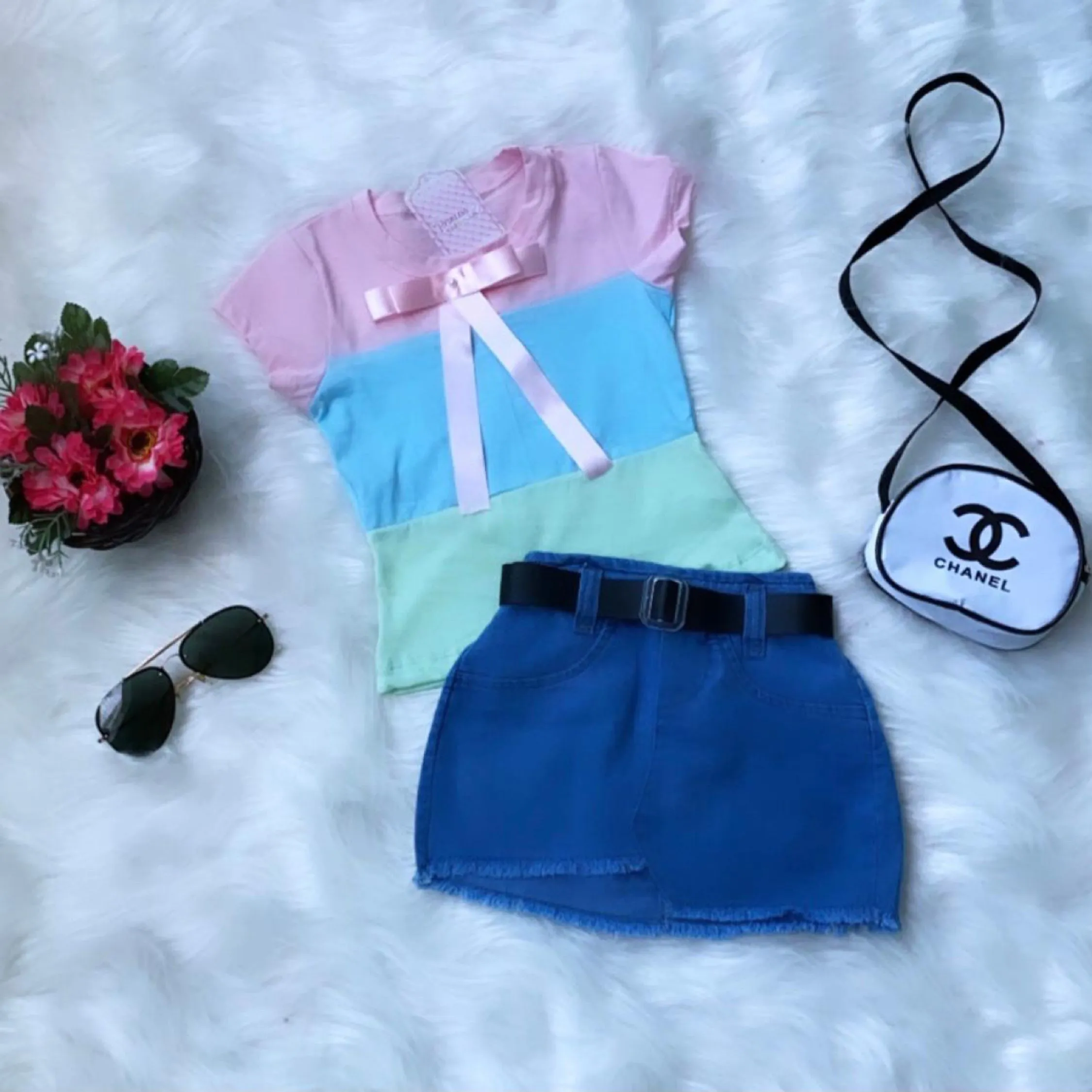 Conjunto saia+ bolsa + blusa