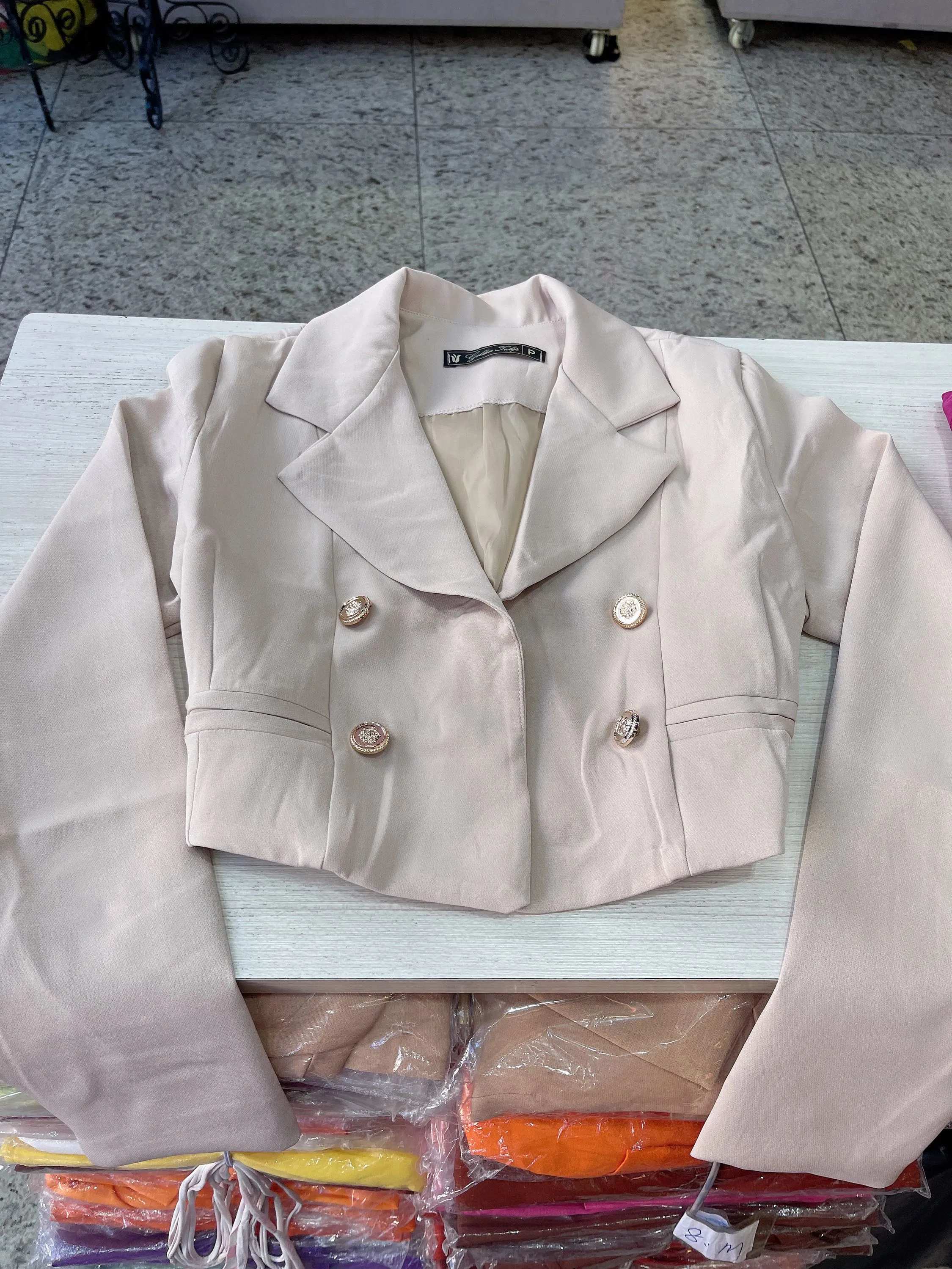 Mini blazer alfaiataria com forro inteiro feminina mimius moda