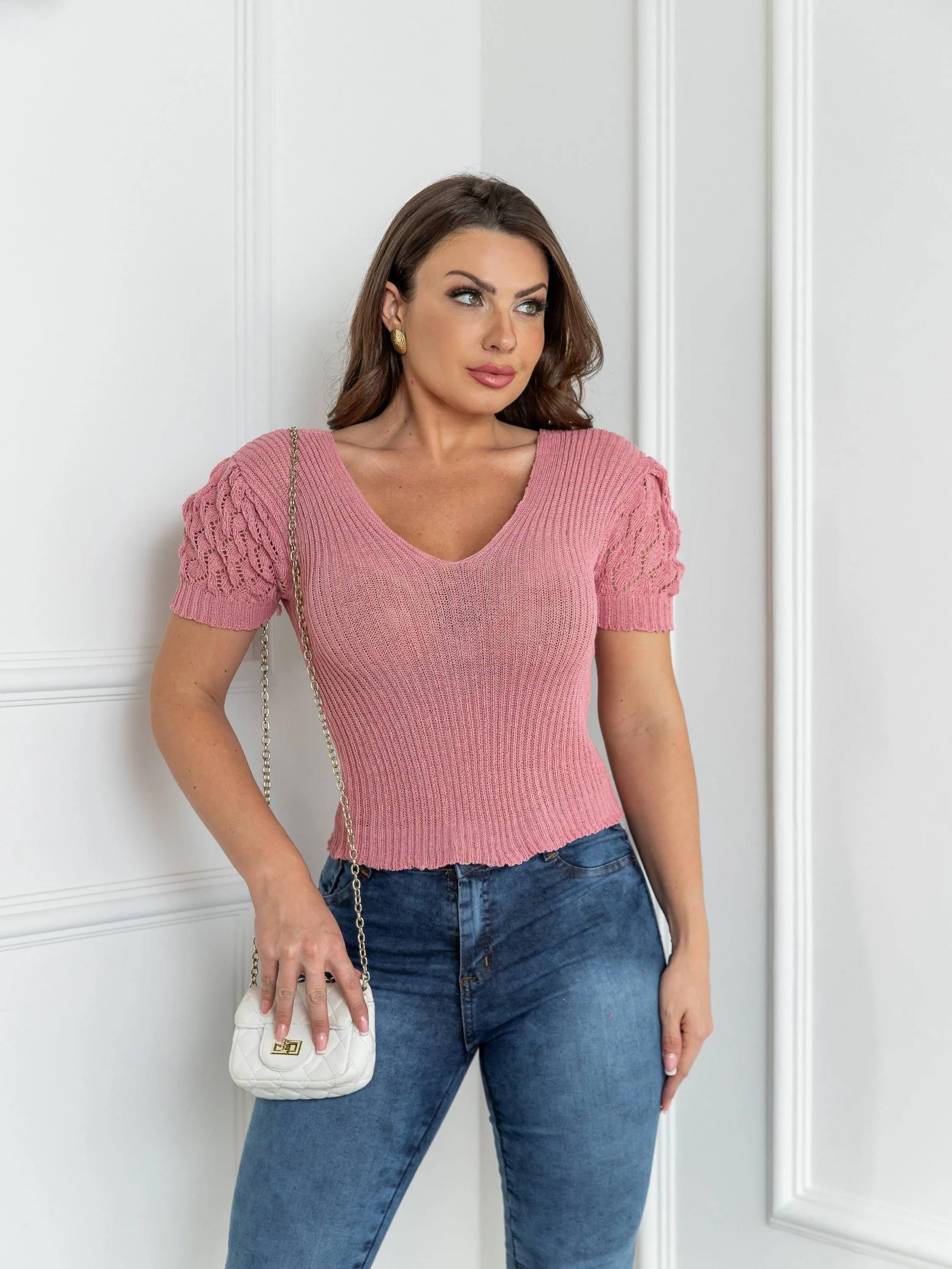 Blusa decote V manga trabalhada