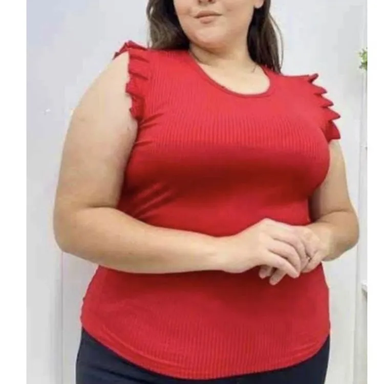 Blusa plussize babado