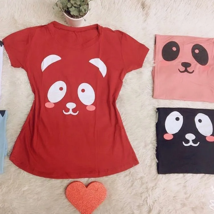 Blusa  T-shirt feminina estampa  panda