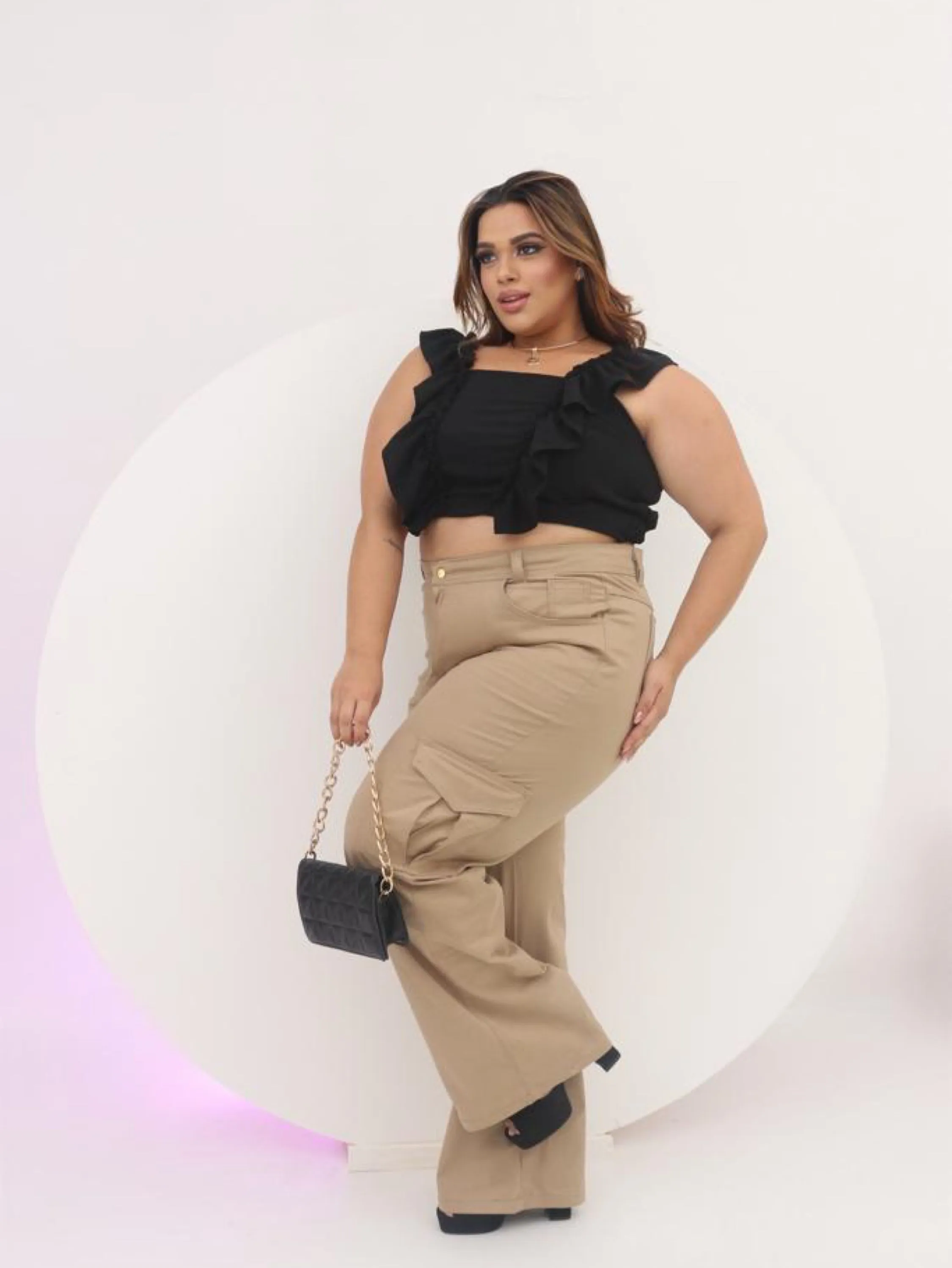 Calça Plus Size Cargo Bege Jeans Premium