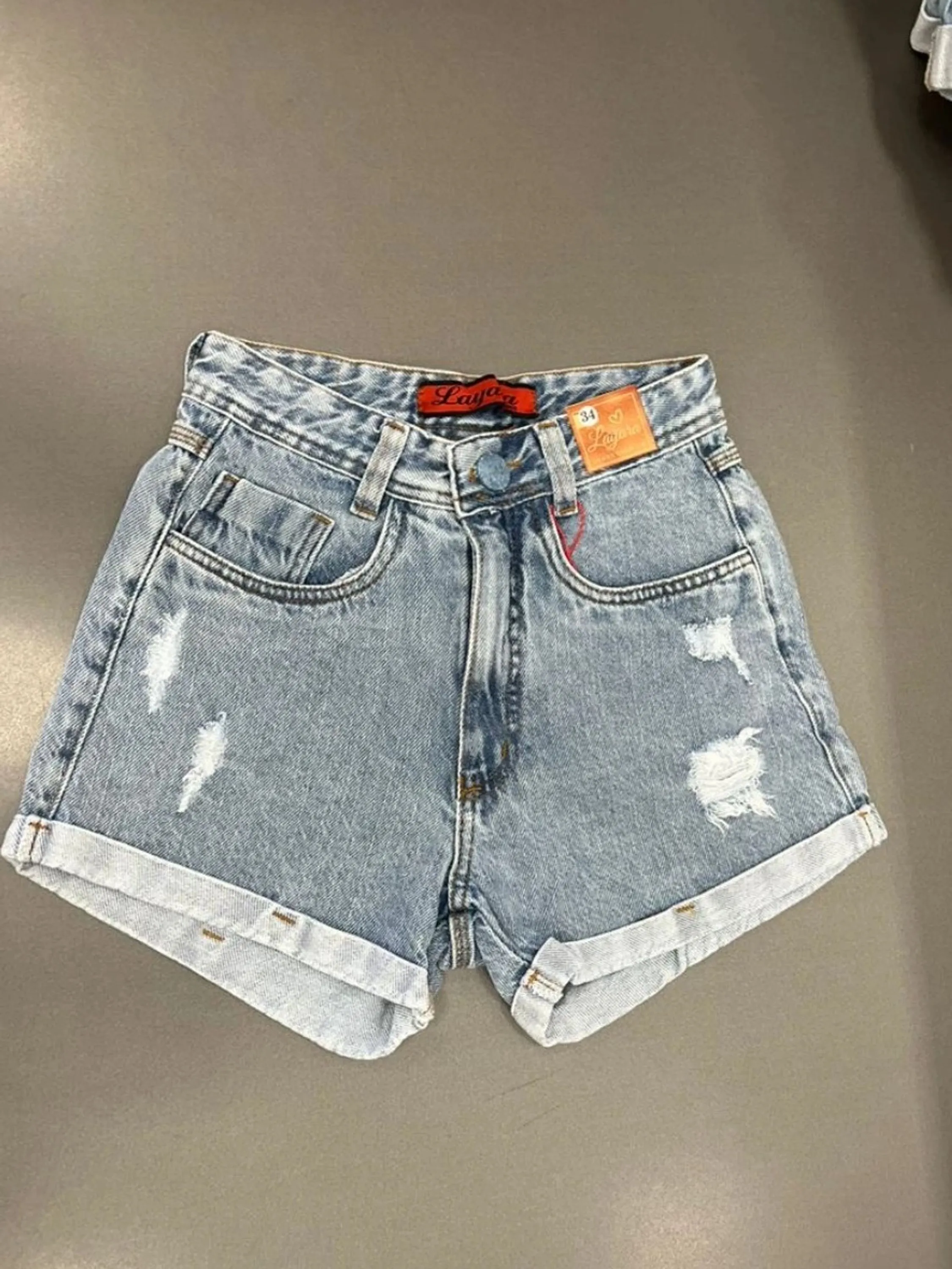 Short jeans