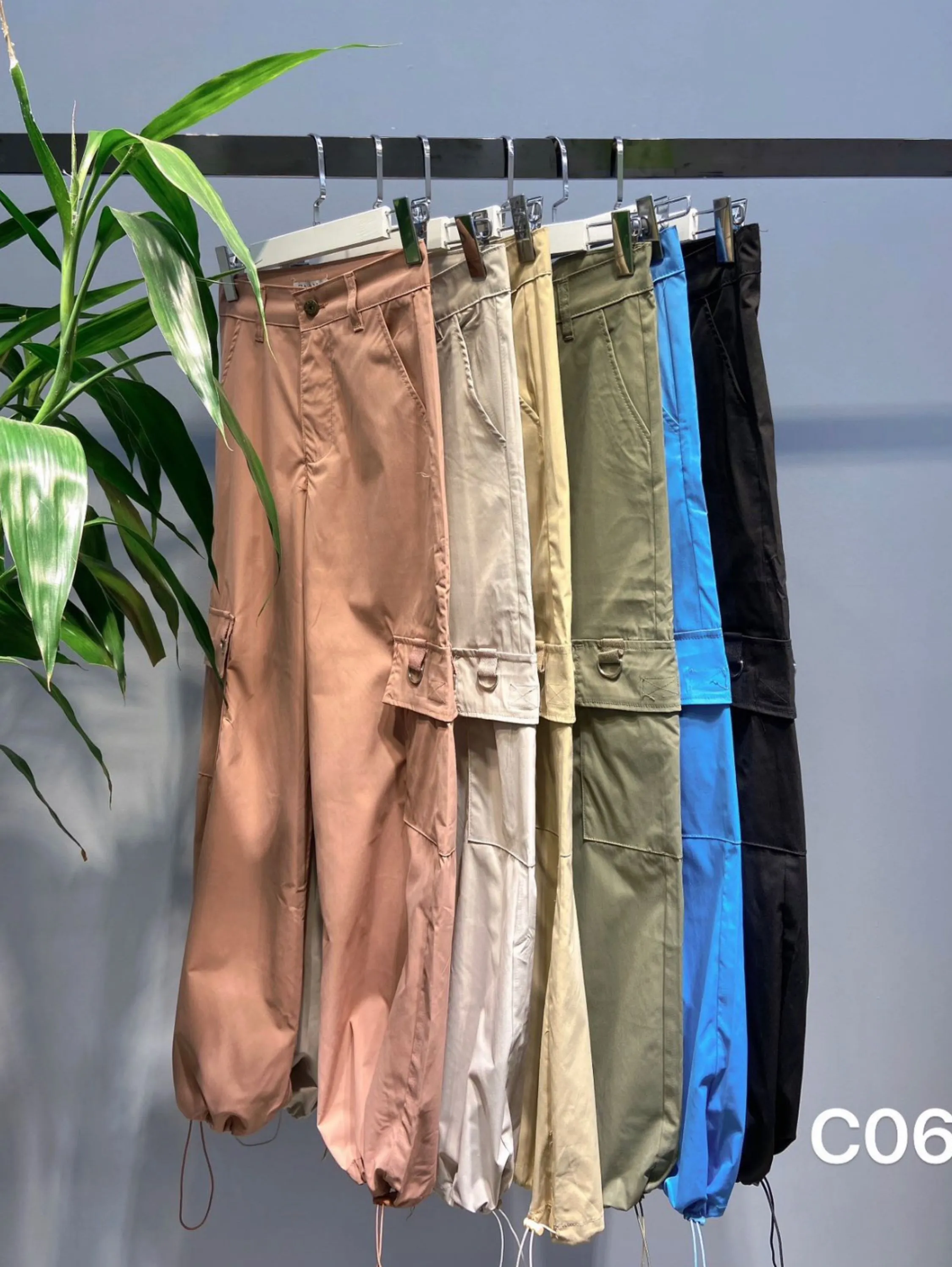 Calça cargo importado