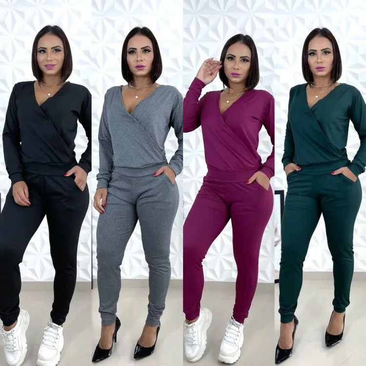 CONJUNTO CALÇA COM A BLUSA TRANSPASSADA NO CANELADO