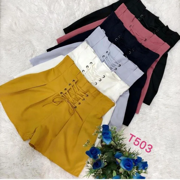 Shorts feminina com cordão