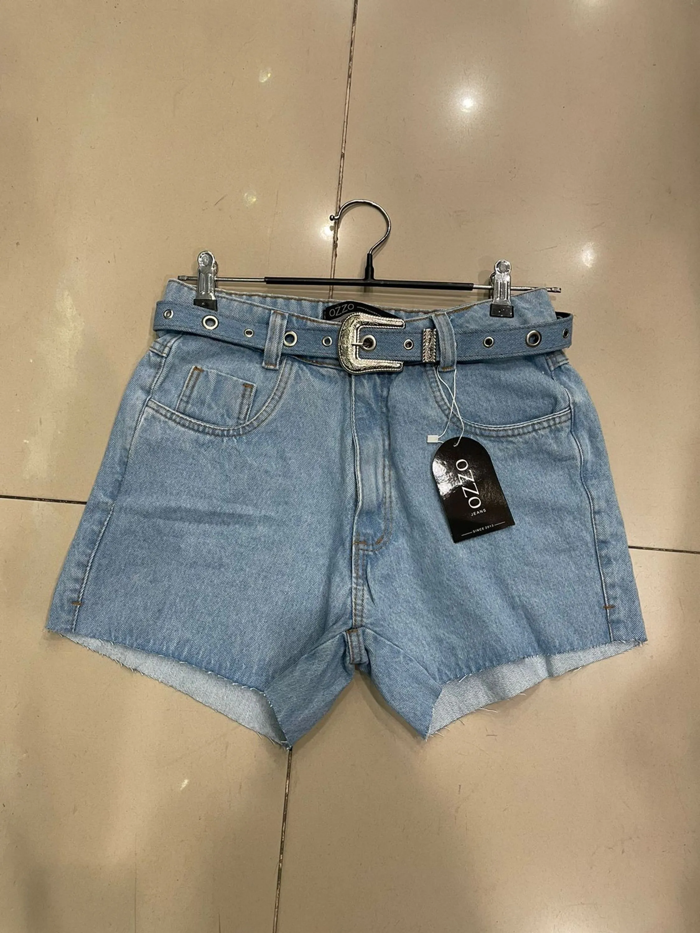 Short com cinto 395