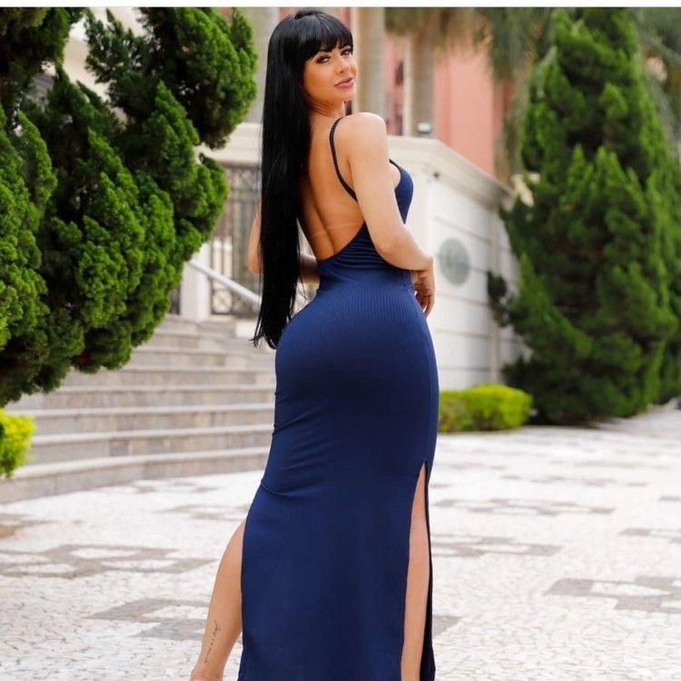 Vestido longo de Alcinha