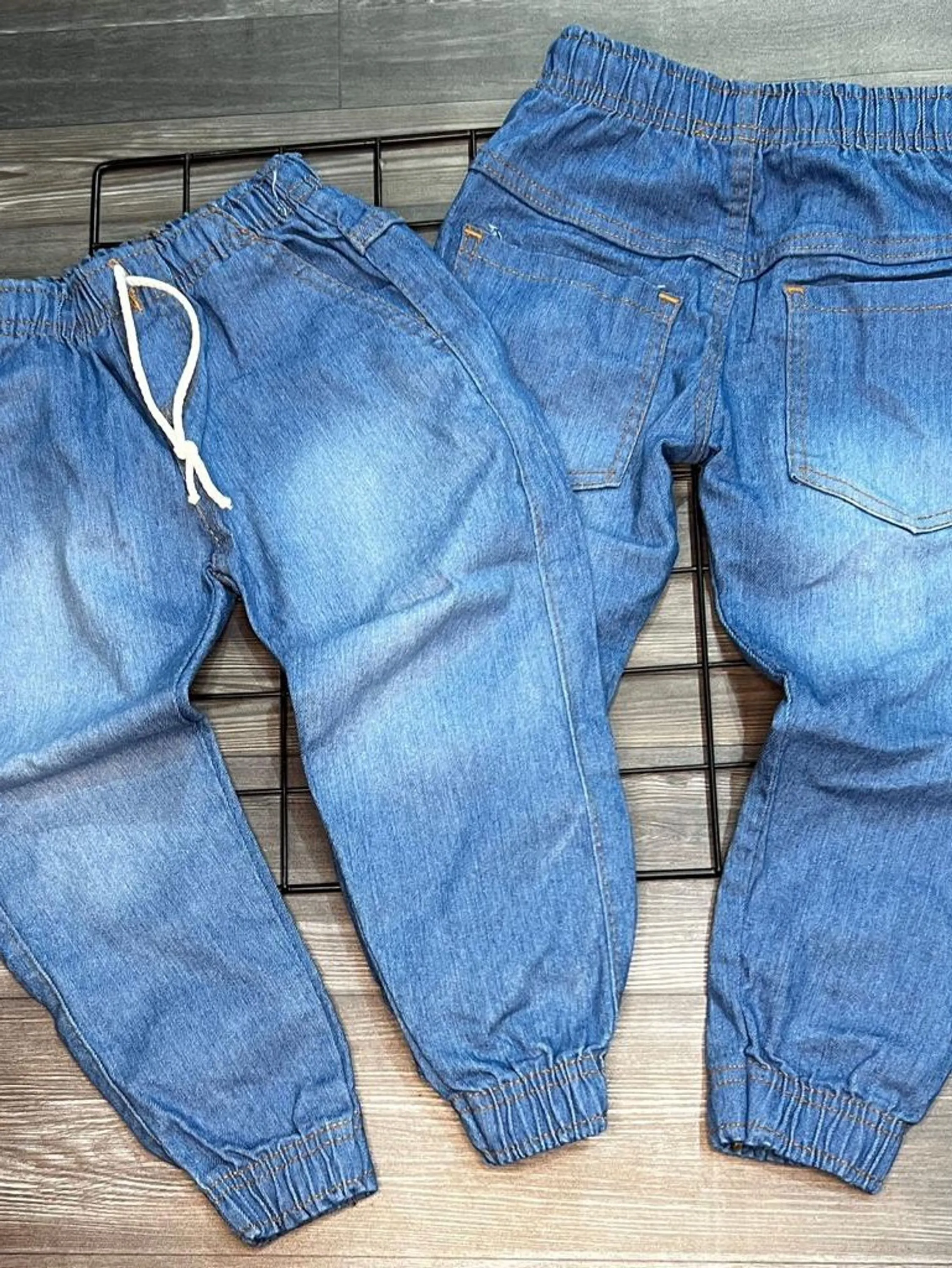 Calça jogger infantil e juvenil