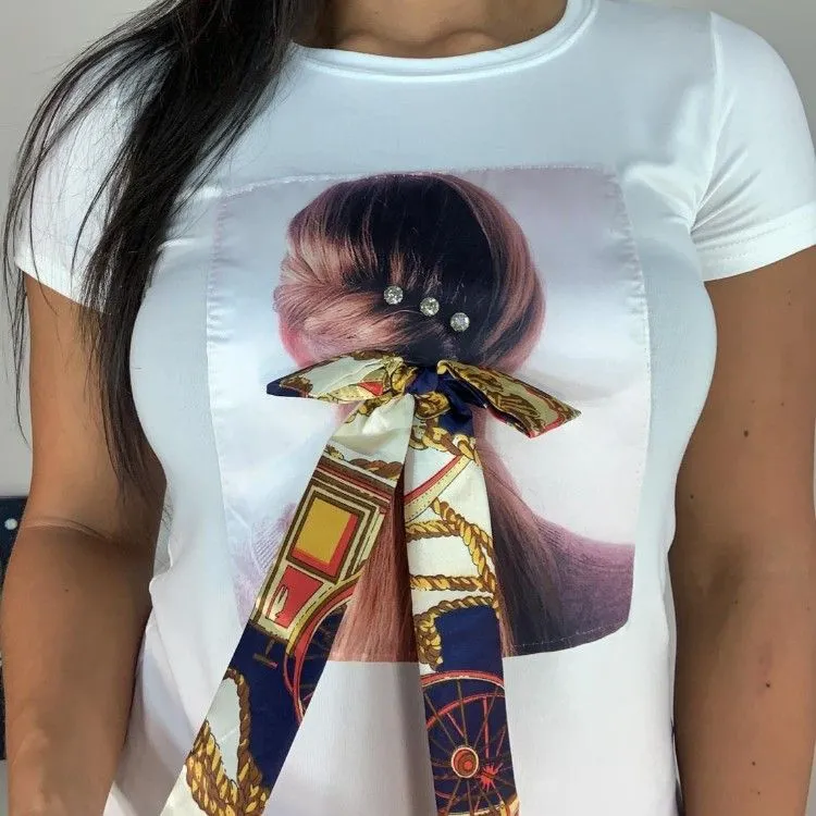 T-shirt com aplicações e Laço 215