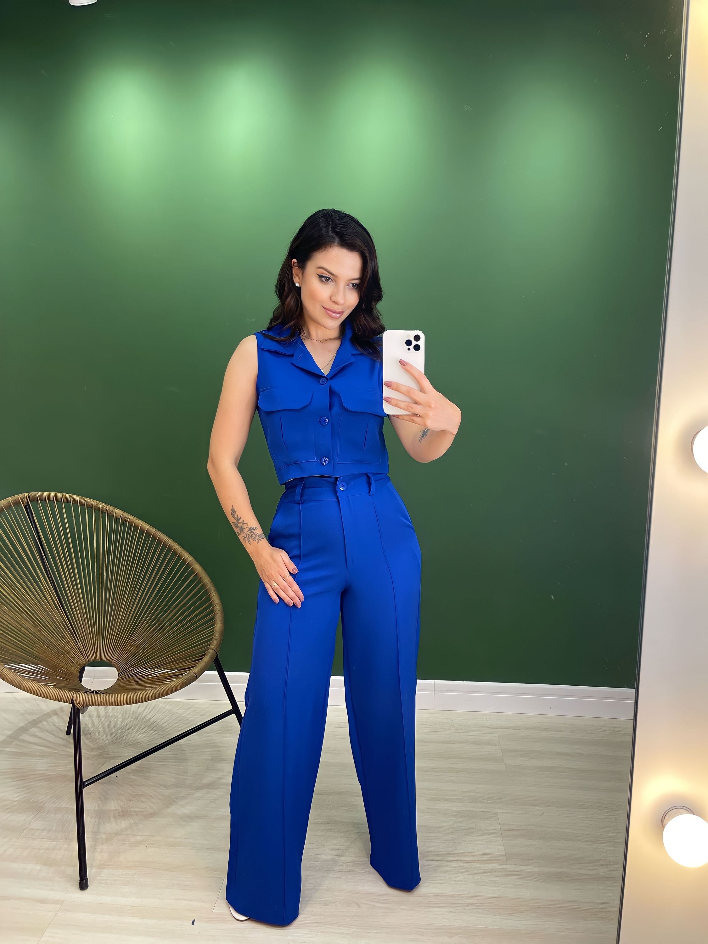 CONJUNTO ALFAIATARIA BLUSA COM BOTAOS ,COM BOLSO ELEGEANTE - Queen