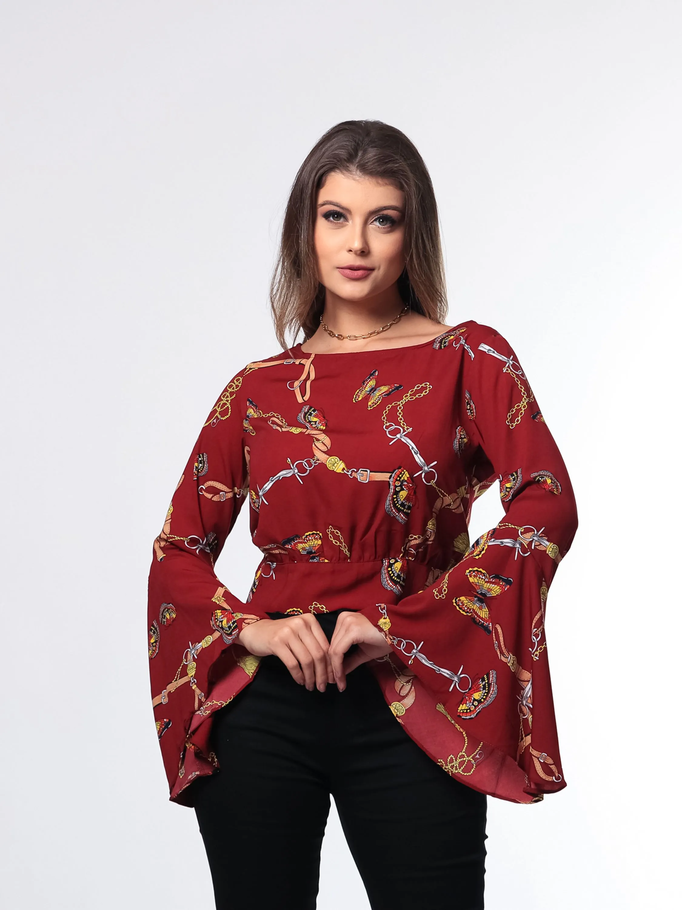 Blusa Feminina Estampada Borboleta Mangas Longa Alargadas