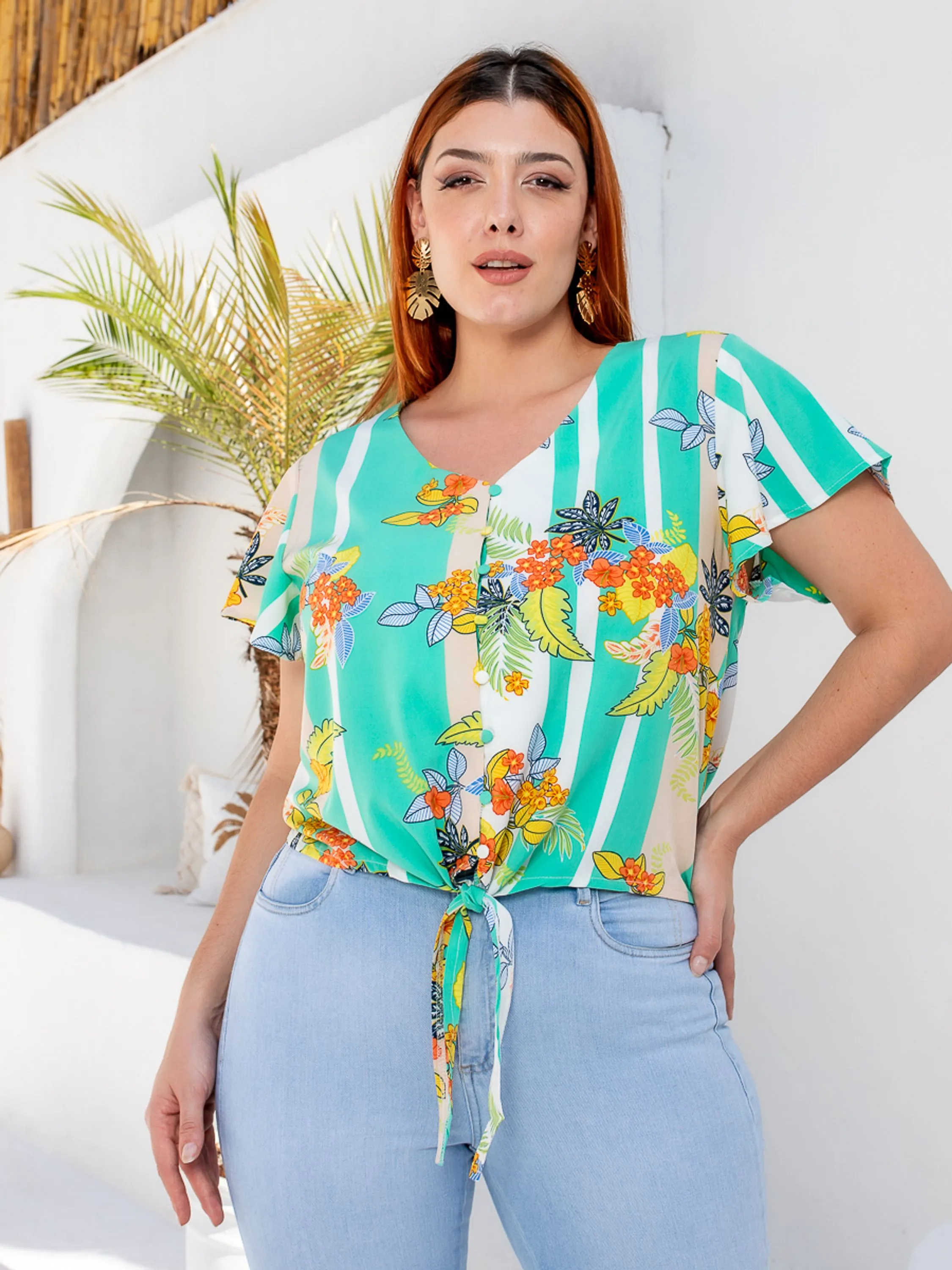 SML FASHION Blusa Plus Size Manga Curta Estampada Colorida com Botões e Amarração Frontal - PL178