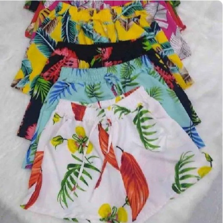 Shorts estampado soltinhos