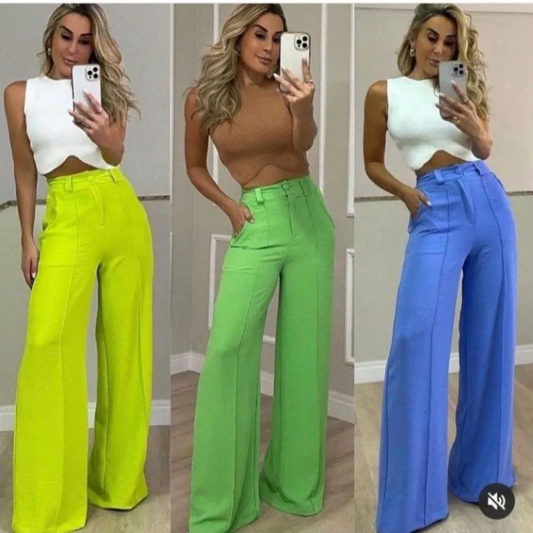 Calça pantalona com botões na frente super confortáveis