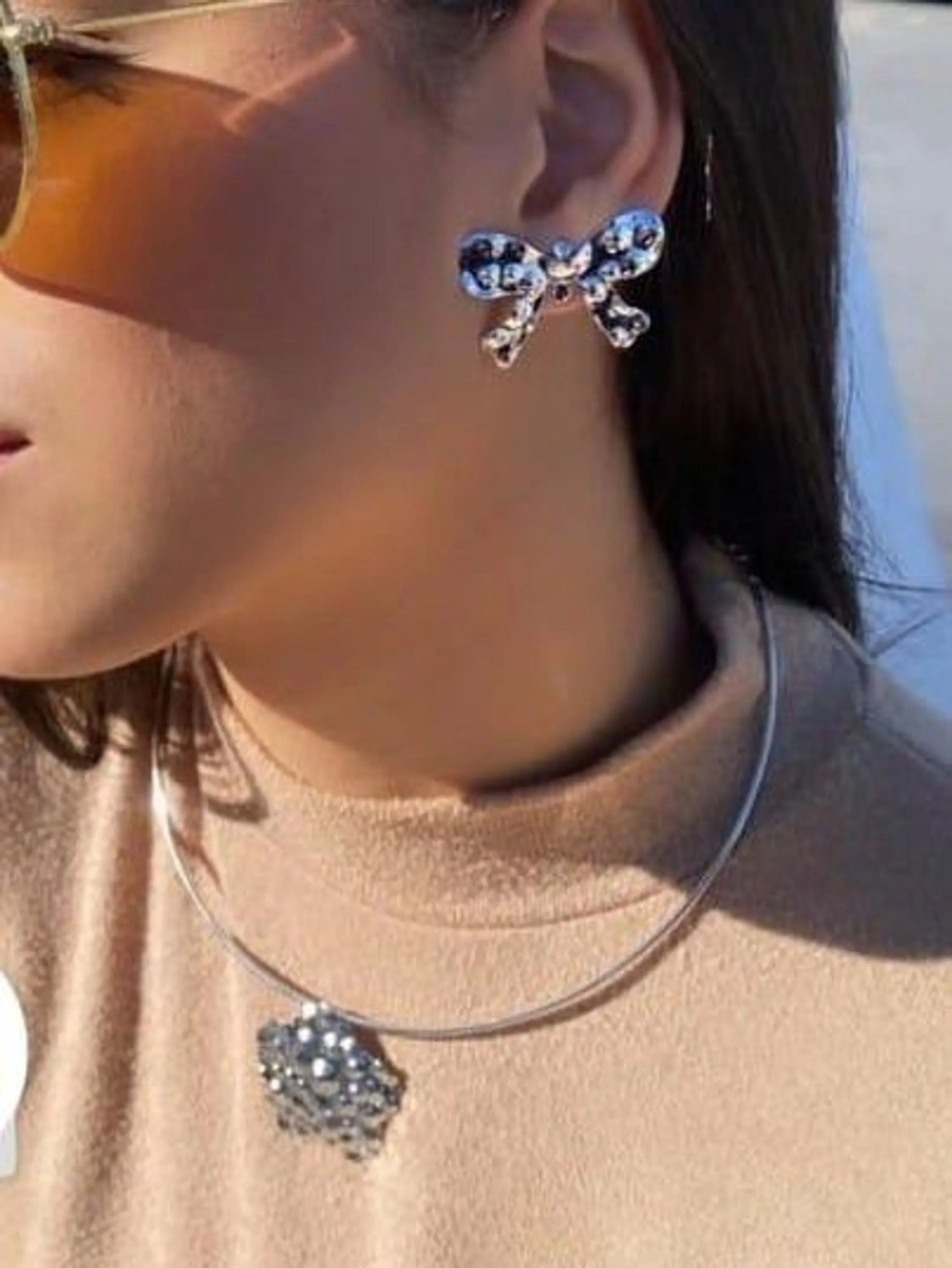 Choker Com Pingente Martelado.