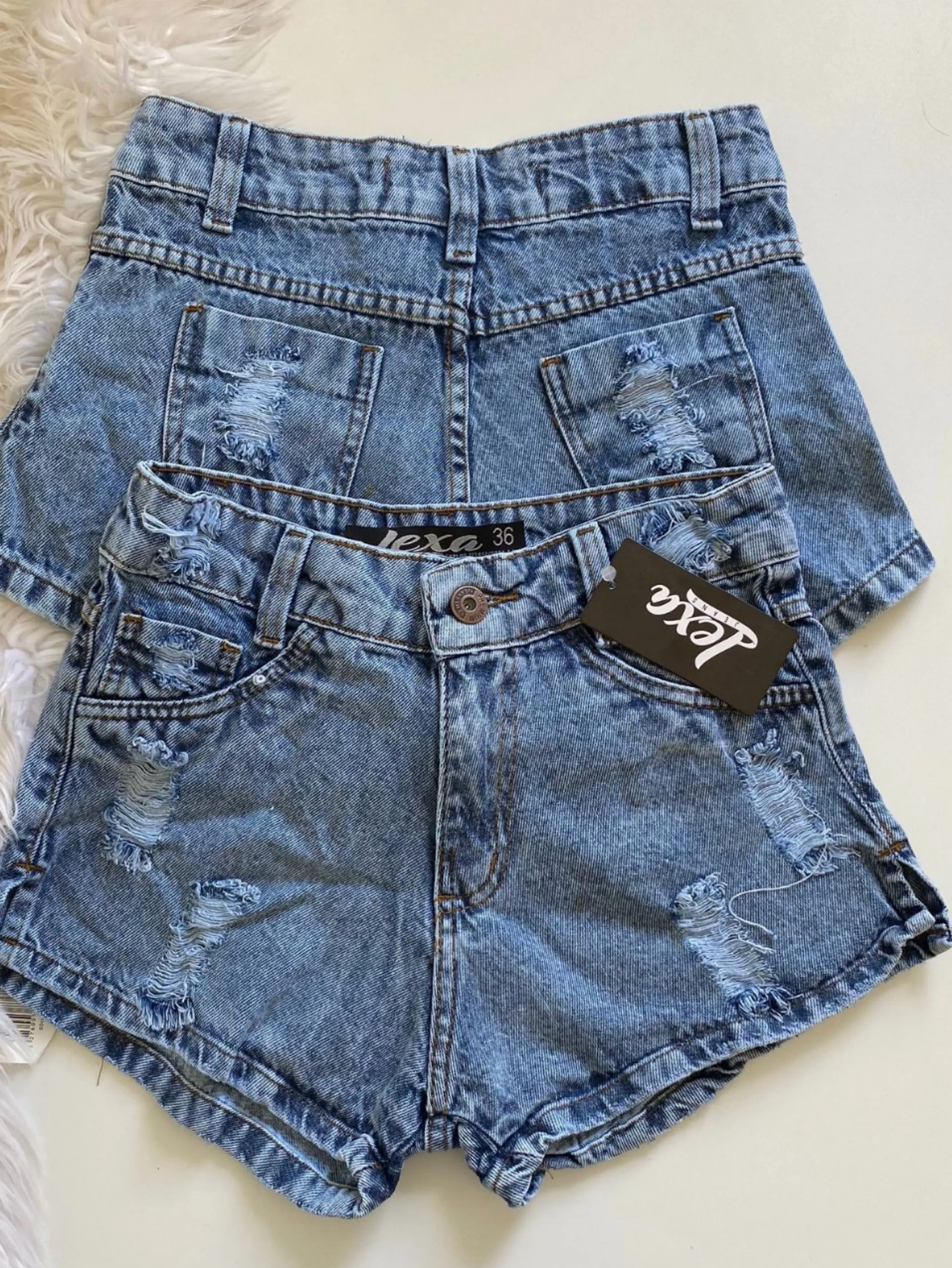 Short azul manchada jeans grosso