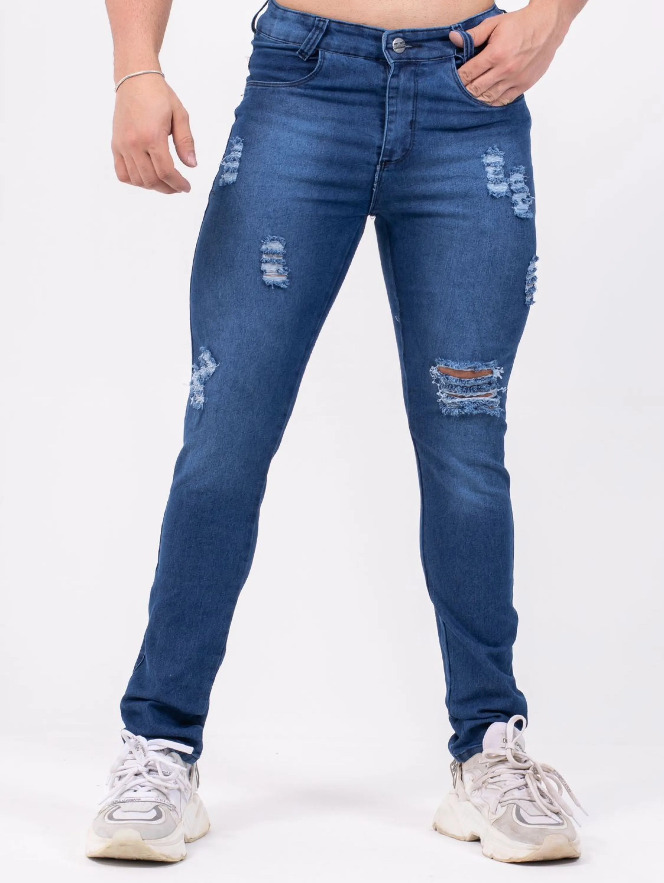 Calça jeans na lycra