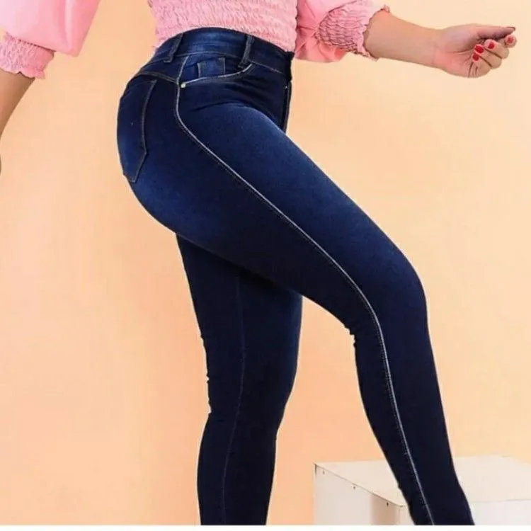 Calca jeans feminina azul escura com elastano