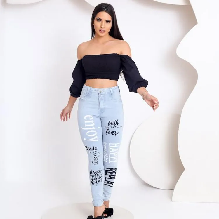 Calça skinny jeans escrita