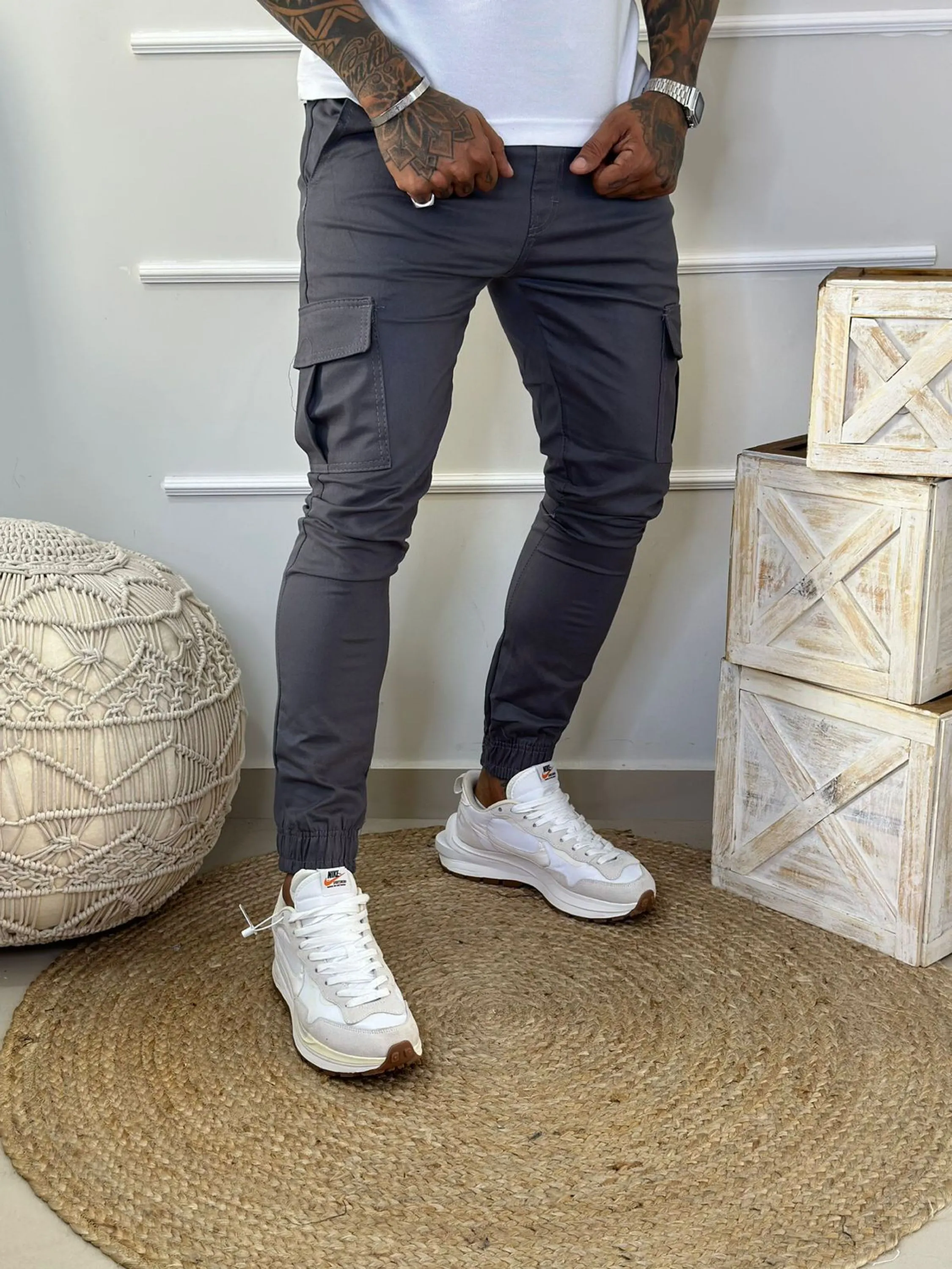 Calça Jogger Cargo Chumbo