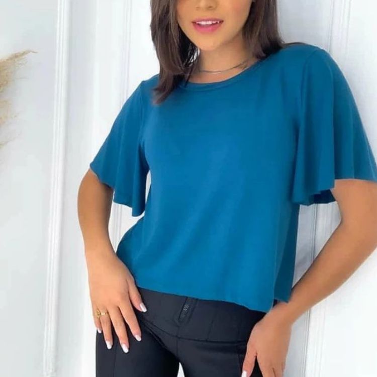 Blusa básica estilosa