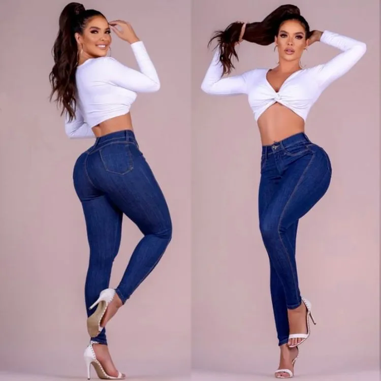 Calça jeans  skinny feminina com lycra