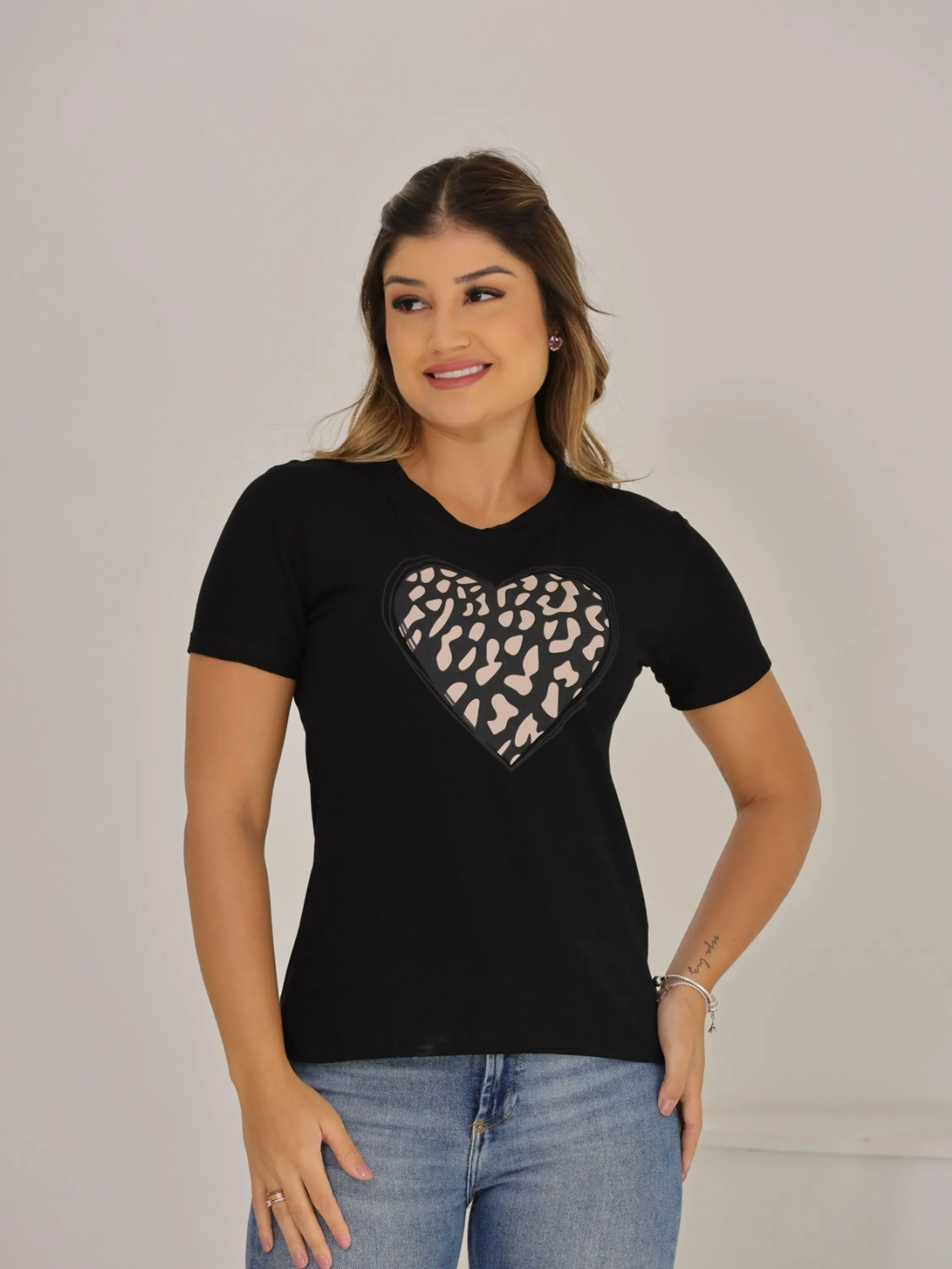 Tshirt coração onça