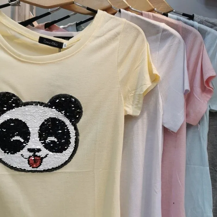 camisetas com lantejoulas de panda