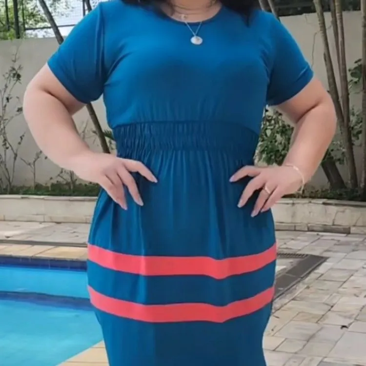 Vestido feminino em Viscolycra listrado moda evangélica com  bolso moda plus size