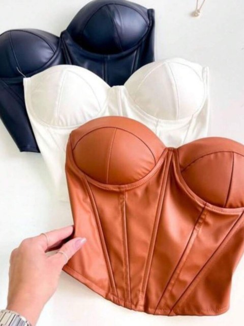 Cropped couro Fake
