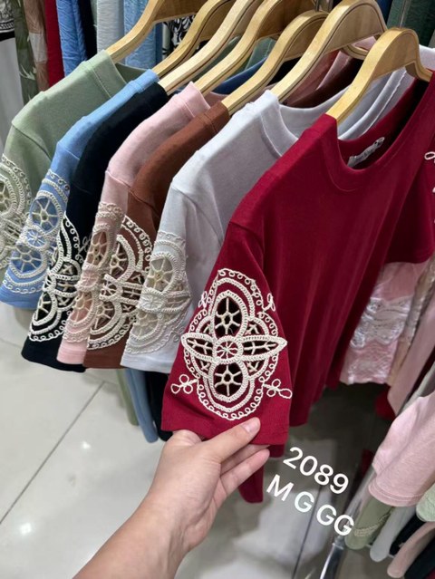 T-shirt algodão bordado importado look verão #2089