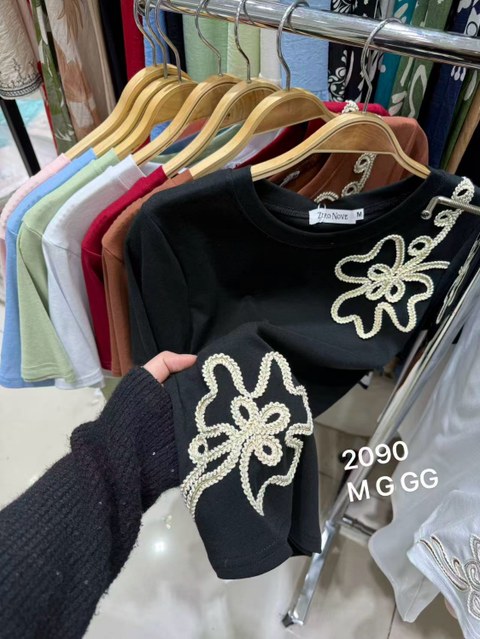 T-shirt algodão bordado importado look verão #2090