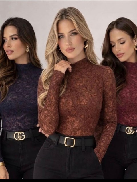 Body Feminino em Renda Manga Longa